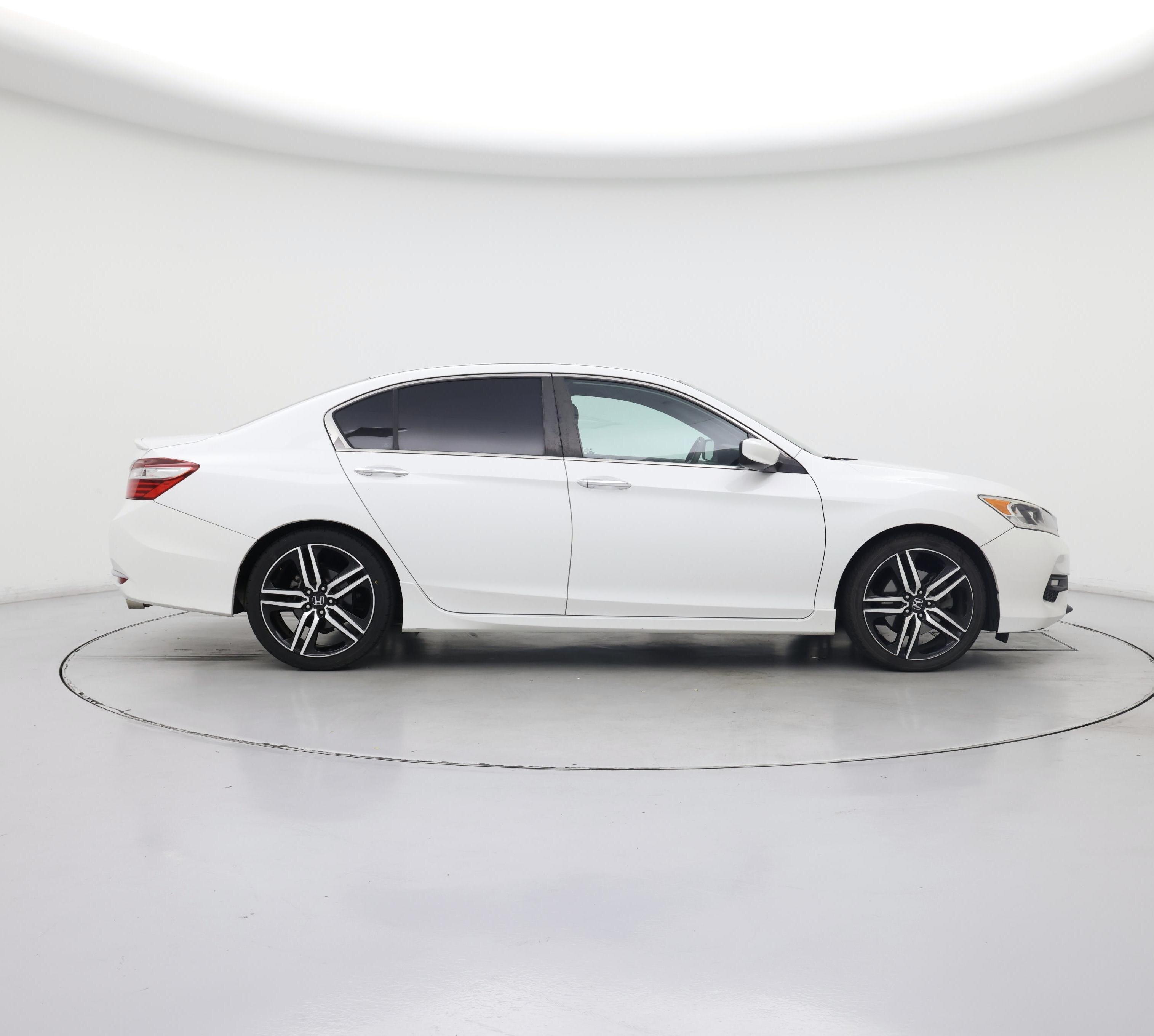 Thumbnail: 2016 Honda Accord - 7