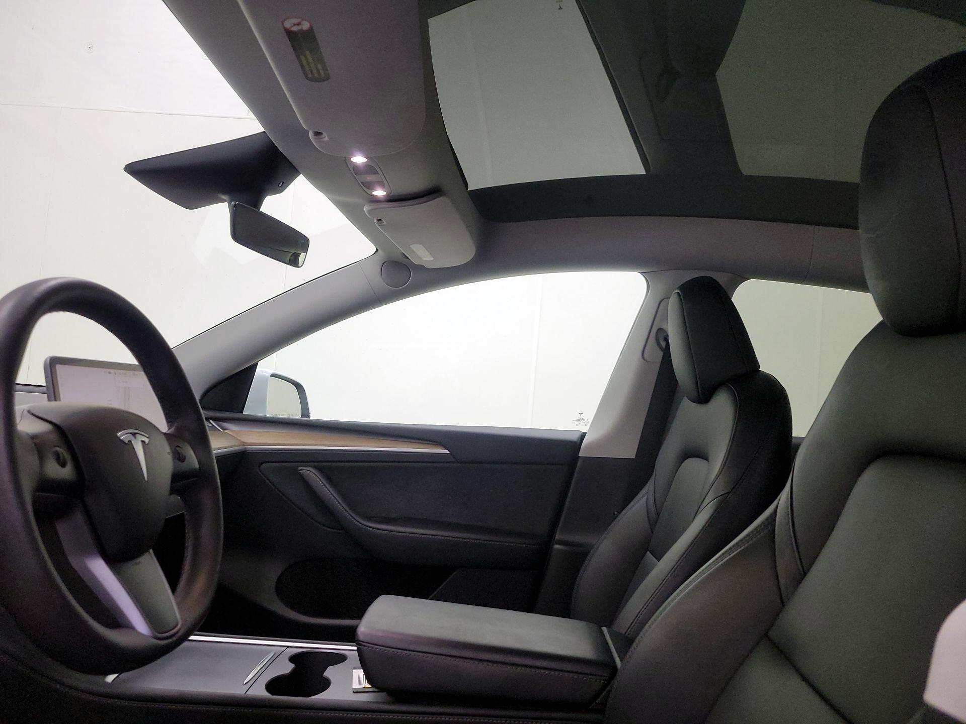 Thumbnail: 2023 Tesla Model Y - 19