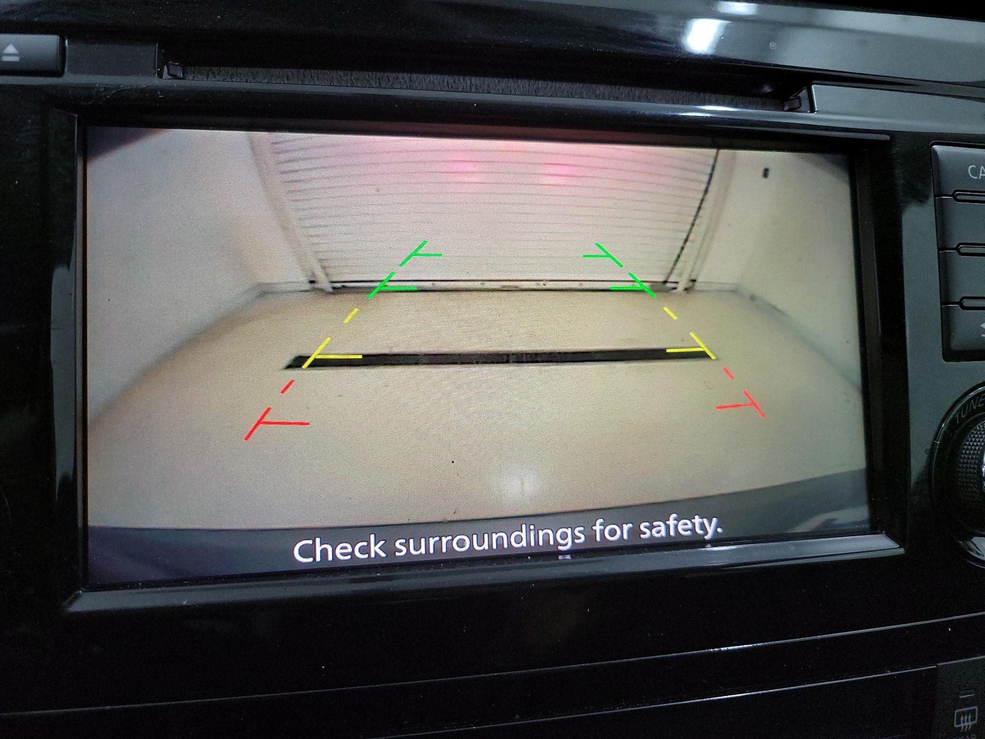 Thumbnail: 2018 Nissan Rogue - 14