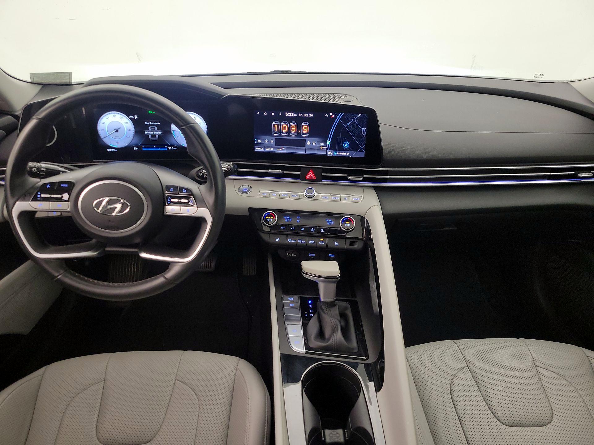 Thumbnail: 2023 Hyundai Elantra - 9