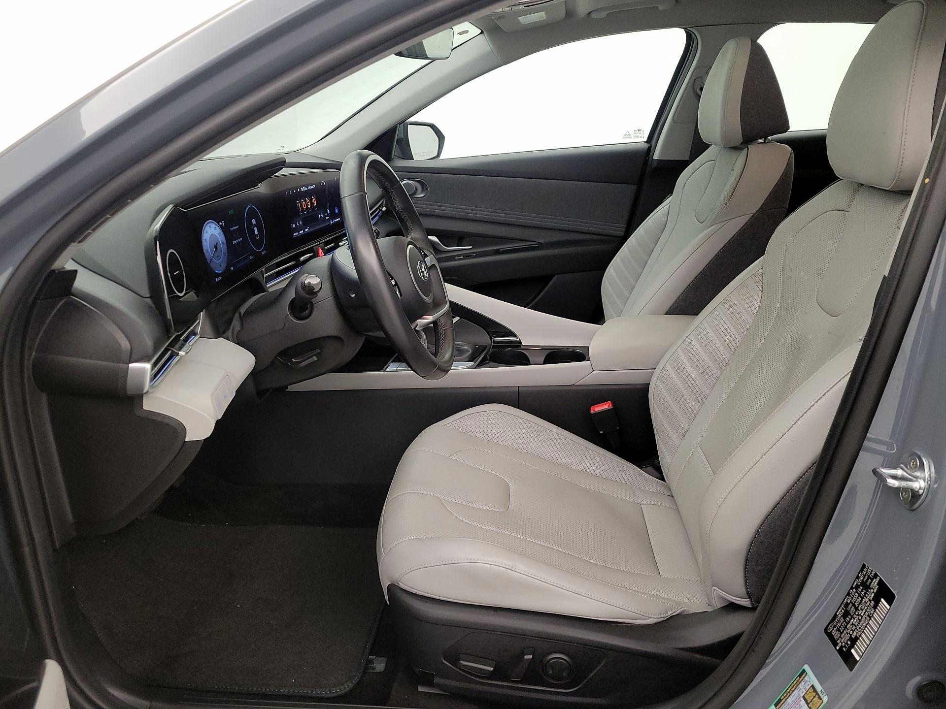 Thumbnail: 2023 Hyundai Elantra - 11