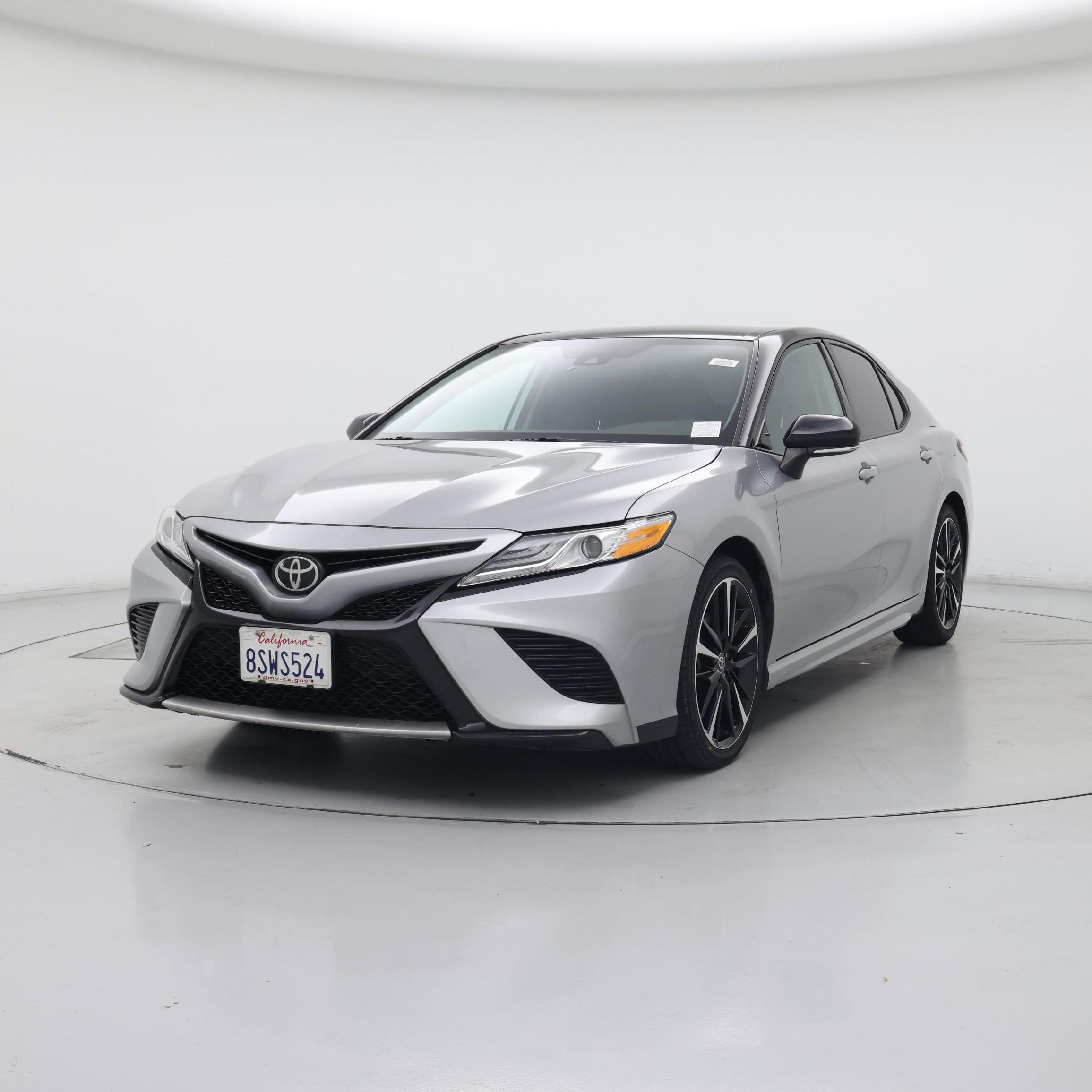 Thumbnail: 2020 Toyota Camry - 4