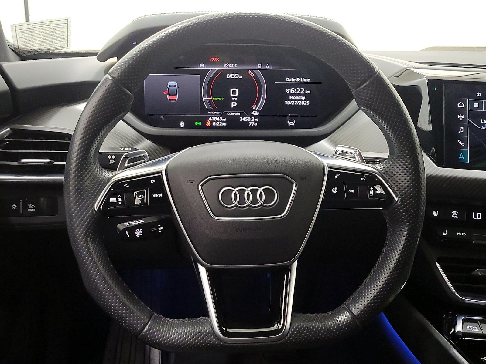 2022 Audi e-tron GT Prestige - Photo 11
