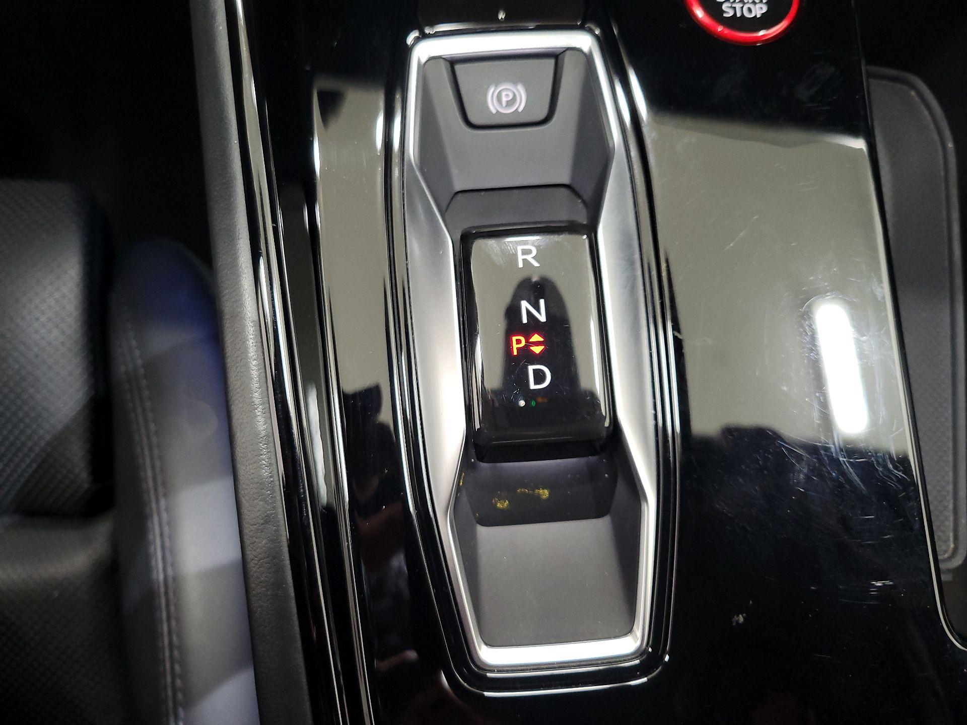 Thumbnail: 2022 Audi e-tron GT - 18