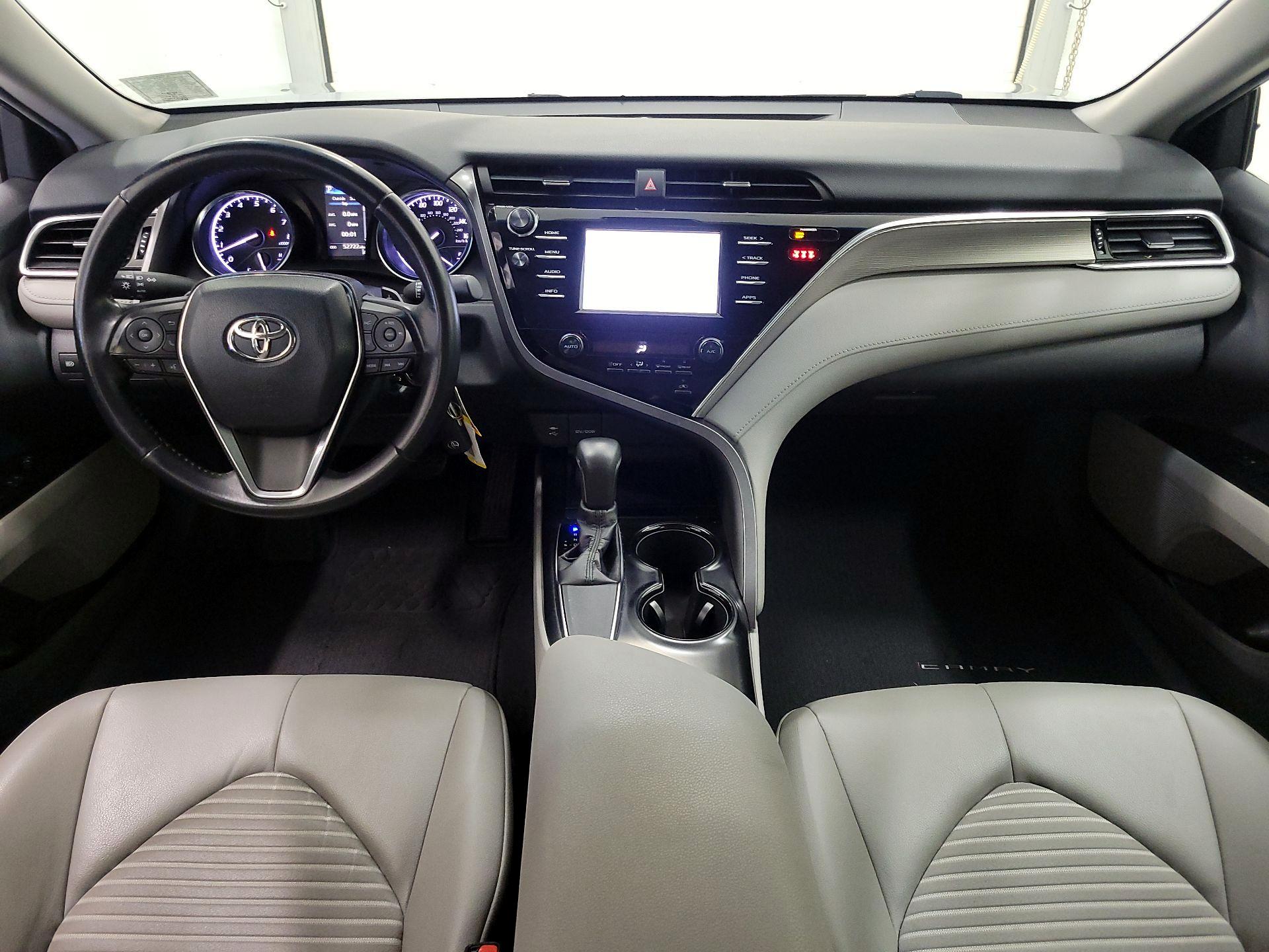 Thumbnail: 2018 Toyota Camry - 9