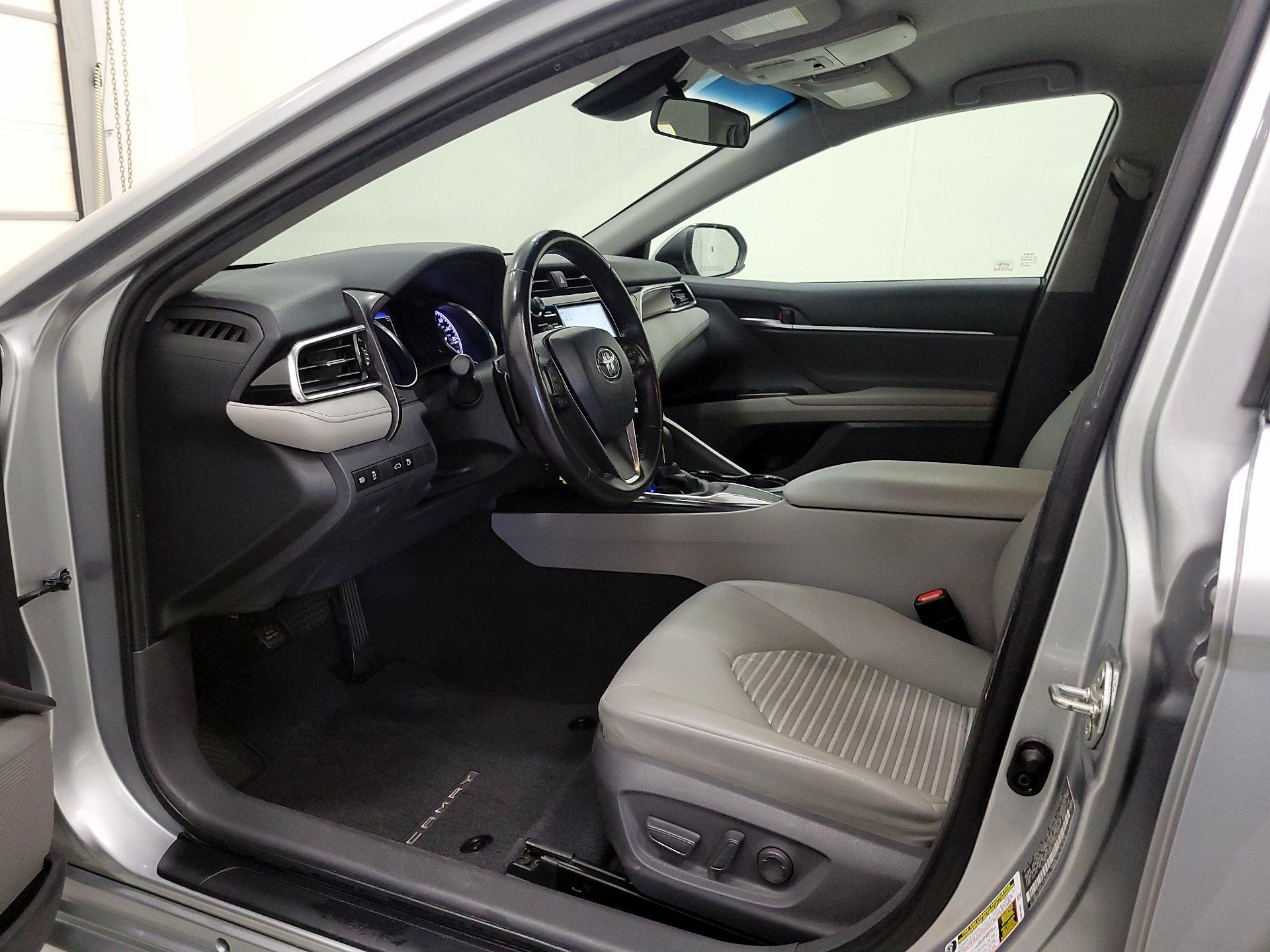 Thumbnail: 2018 Toyota Camry - 11