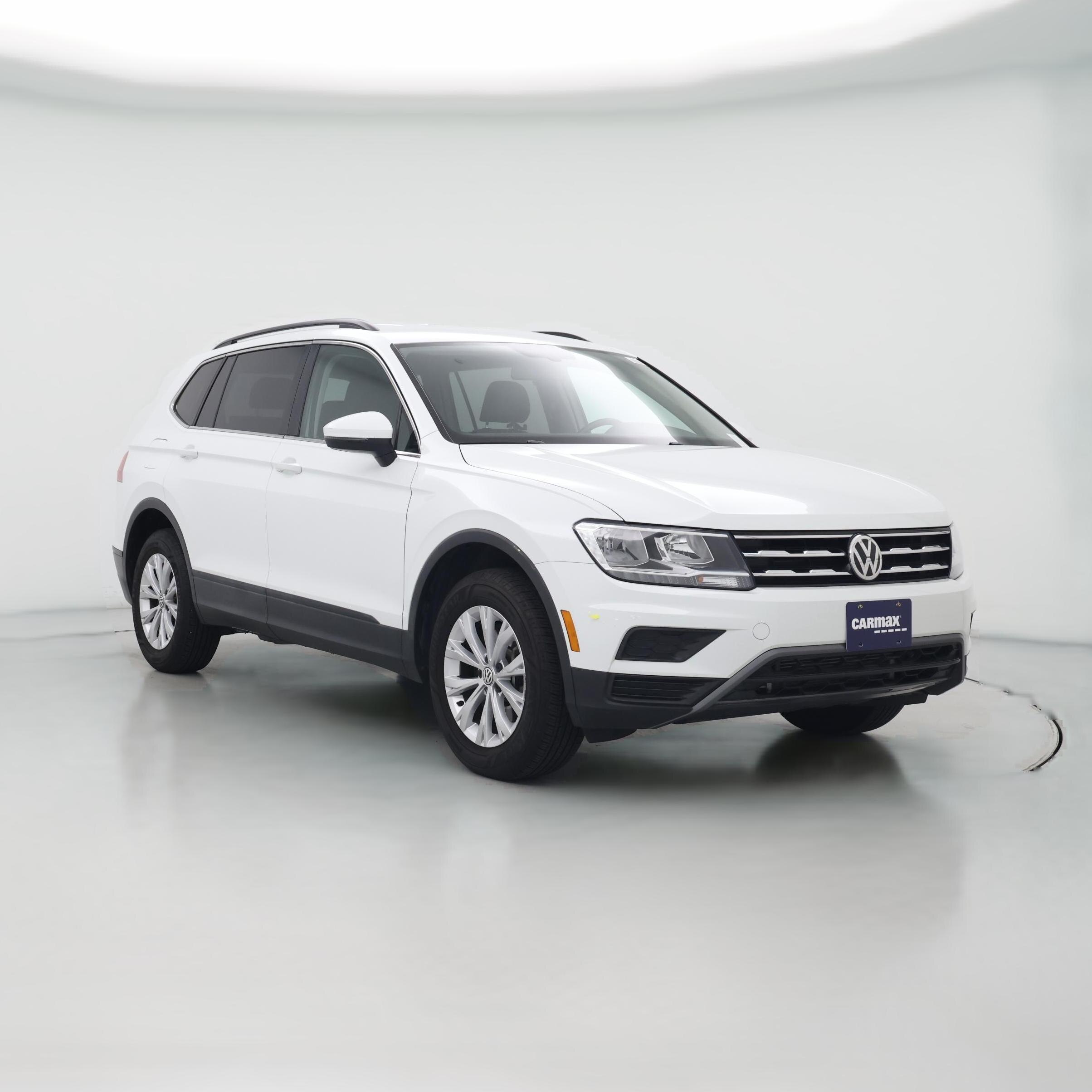 Thumbnail: 2019 Volkswagen Tiguan - 1