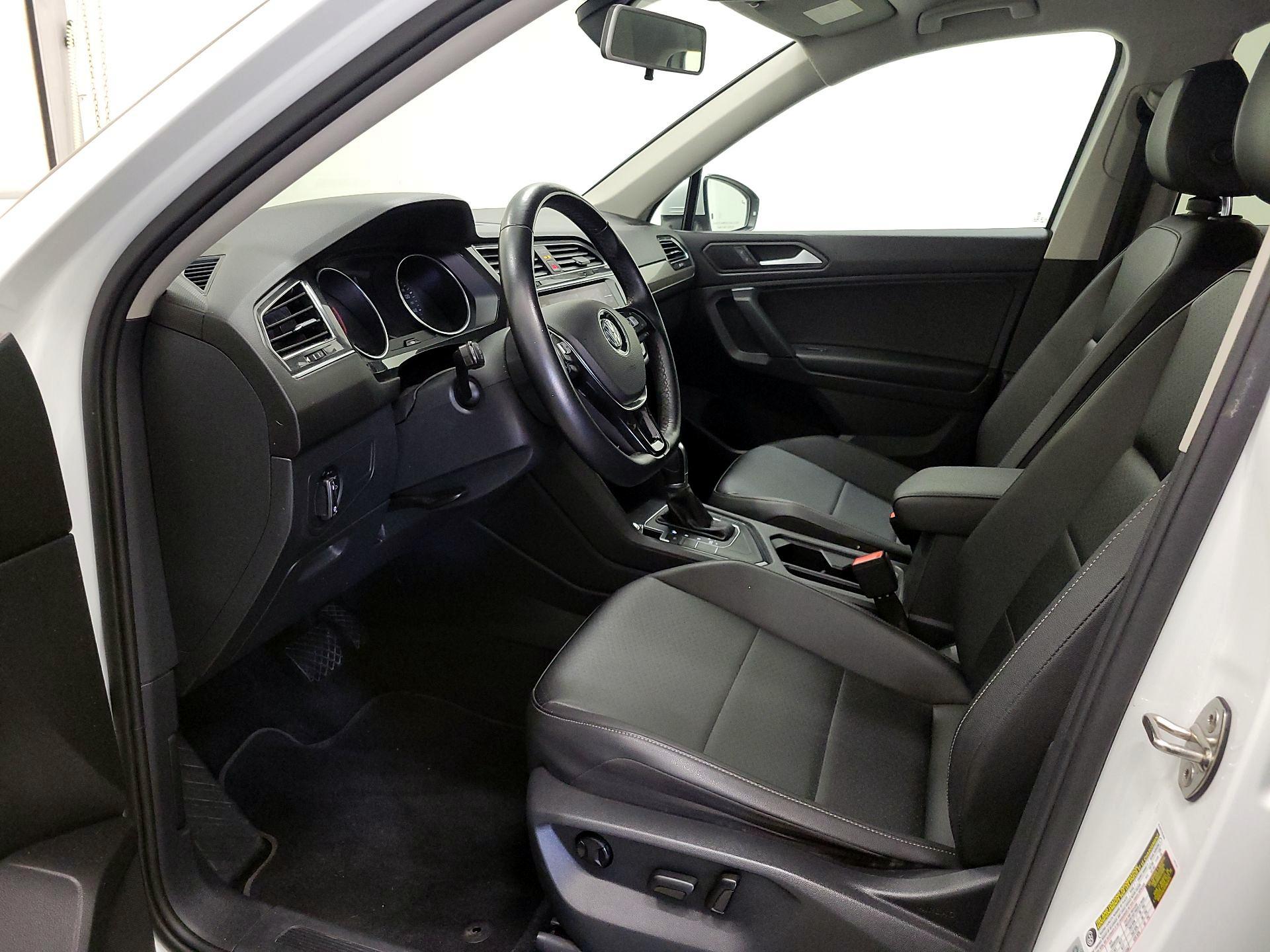 Thumbnail: 2019 Volkswagen Tiguan - 11