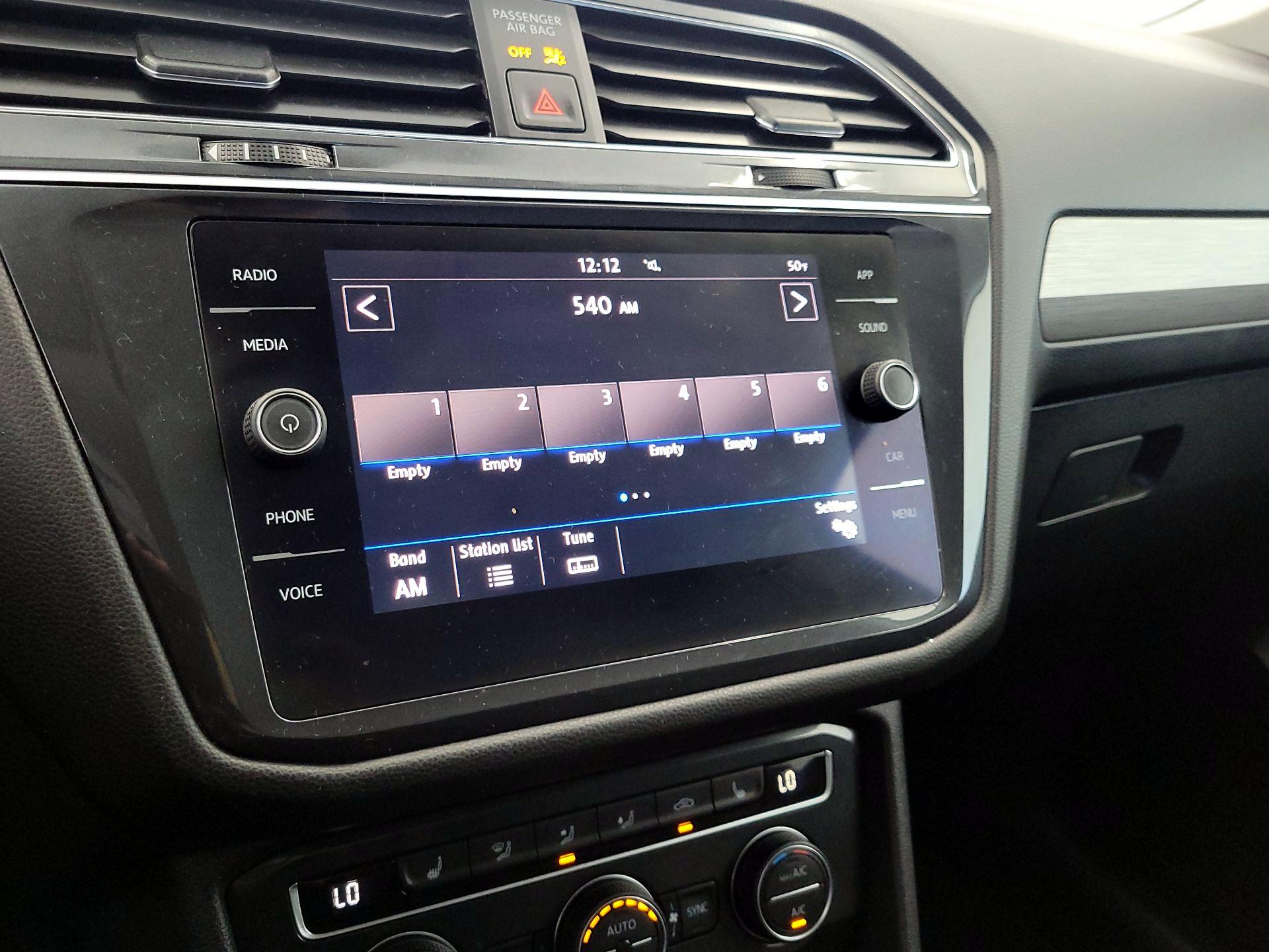 Thumbnail: 2019 Volkswagen Tiguan - 15