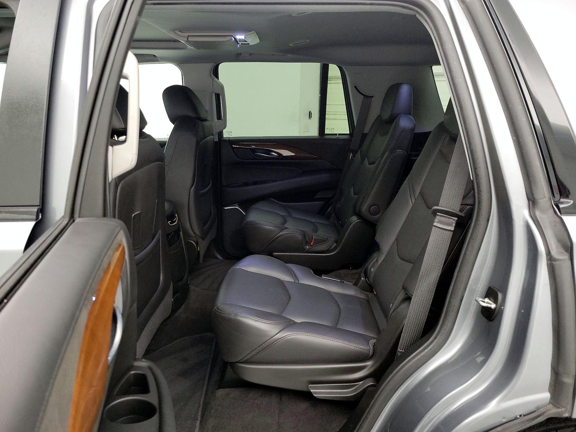 Thumbnail: 2020 Cadillac Escalade - 20