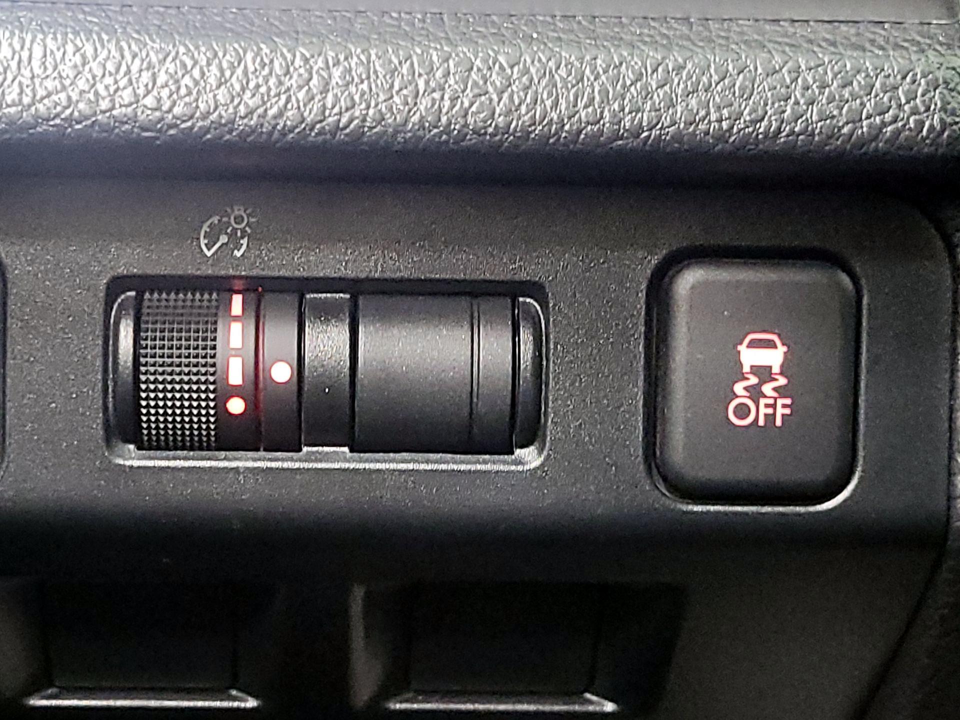 Thumbnail: 2016 Subaru Impreza - 13