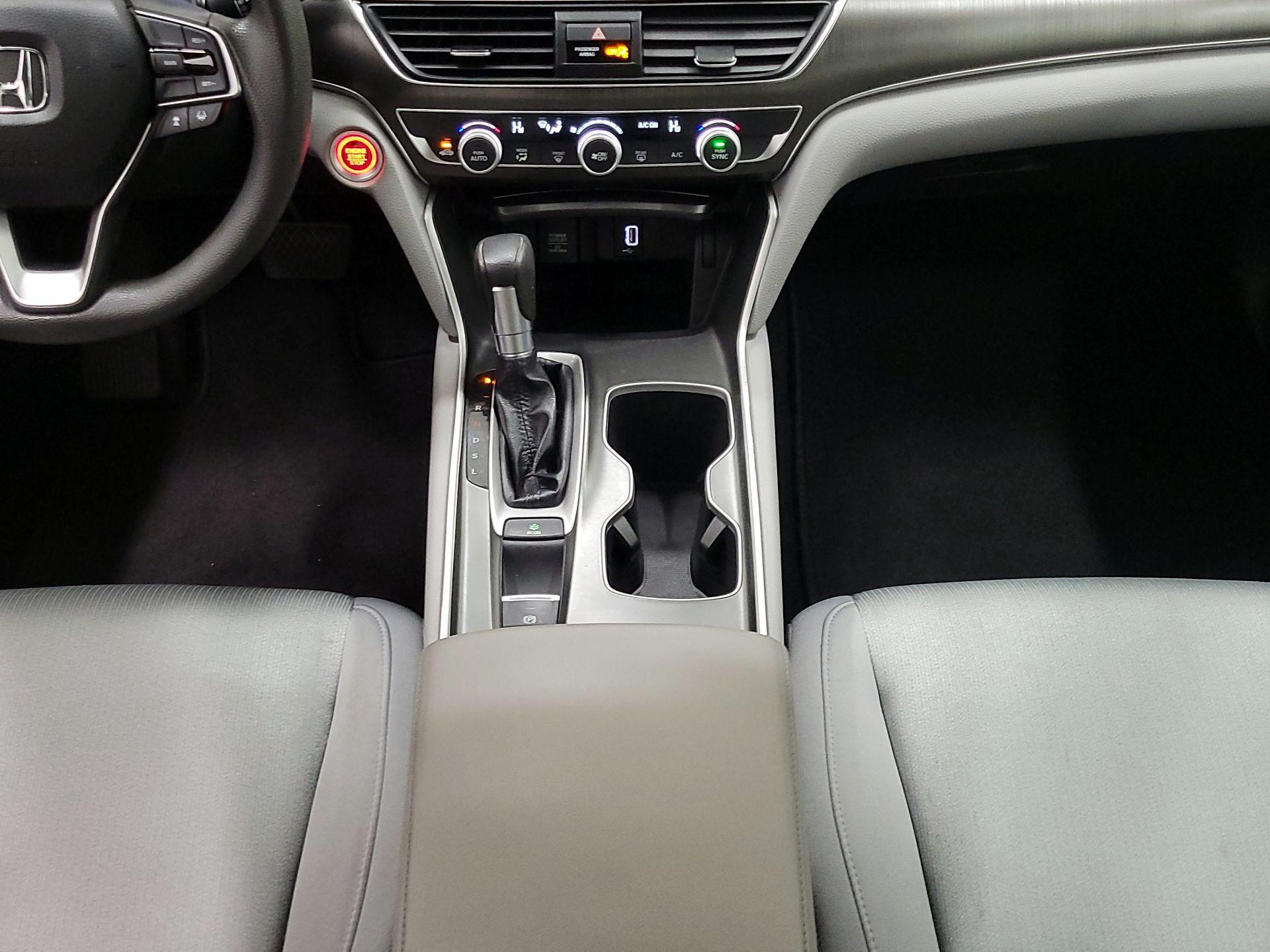 Thumbnail: 2018 Honda Accord - 17