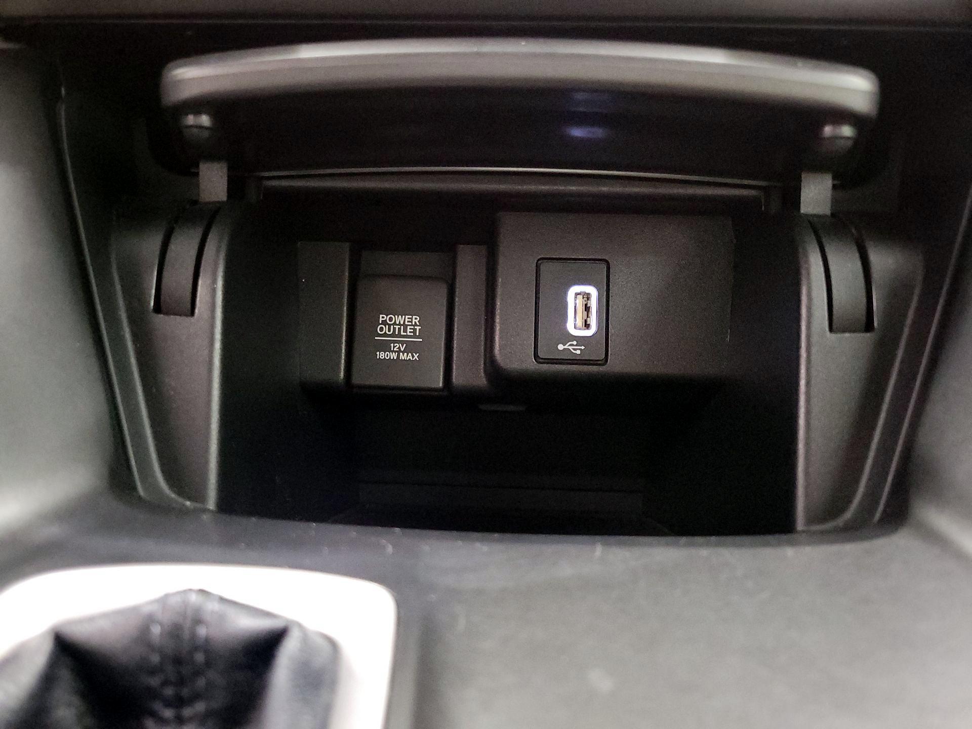 Thumbnail: 2018 Honda Accord - 18