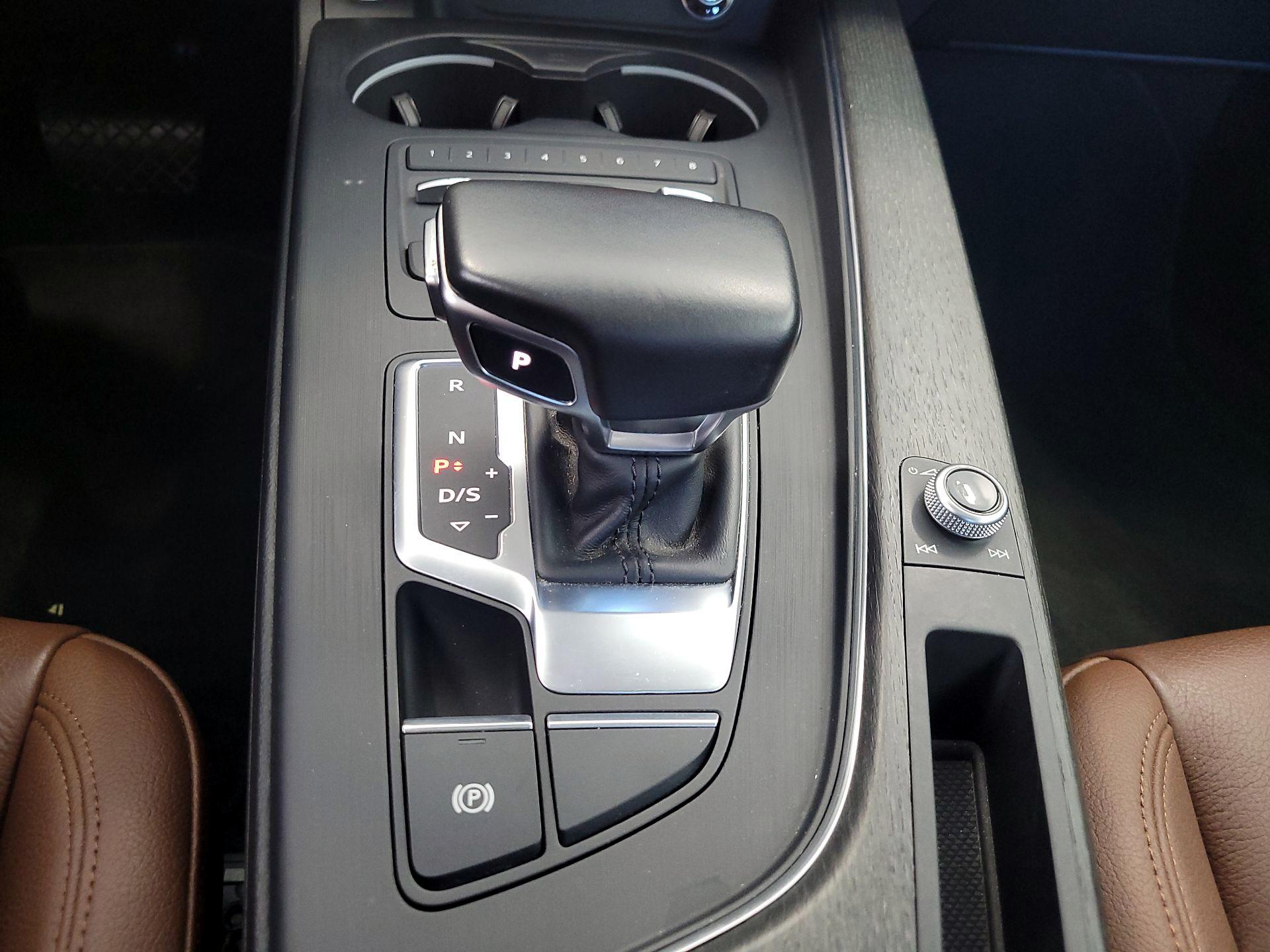 Thumbnail: 2019 Audi A4 - 17