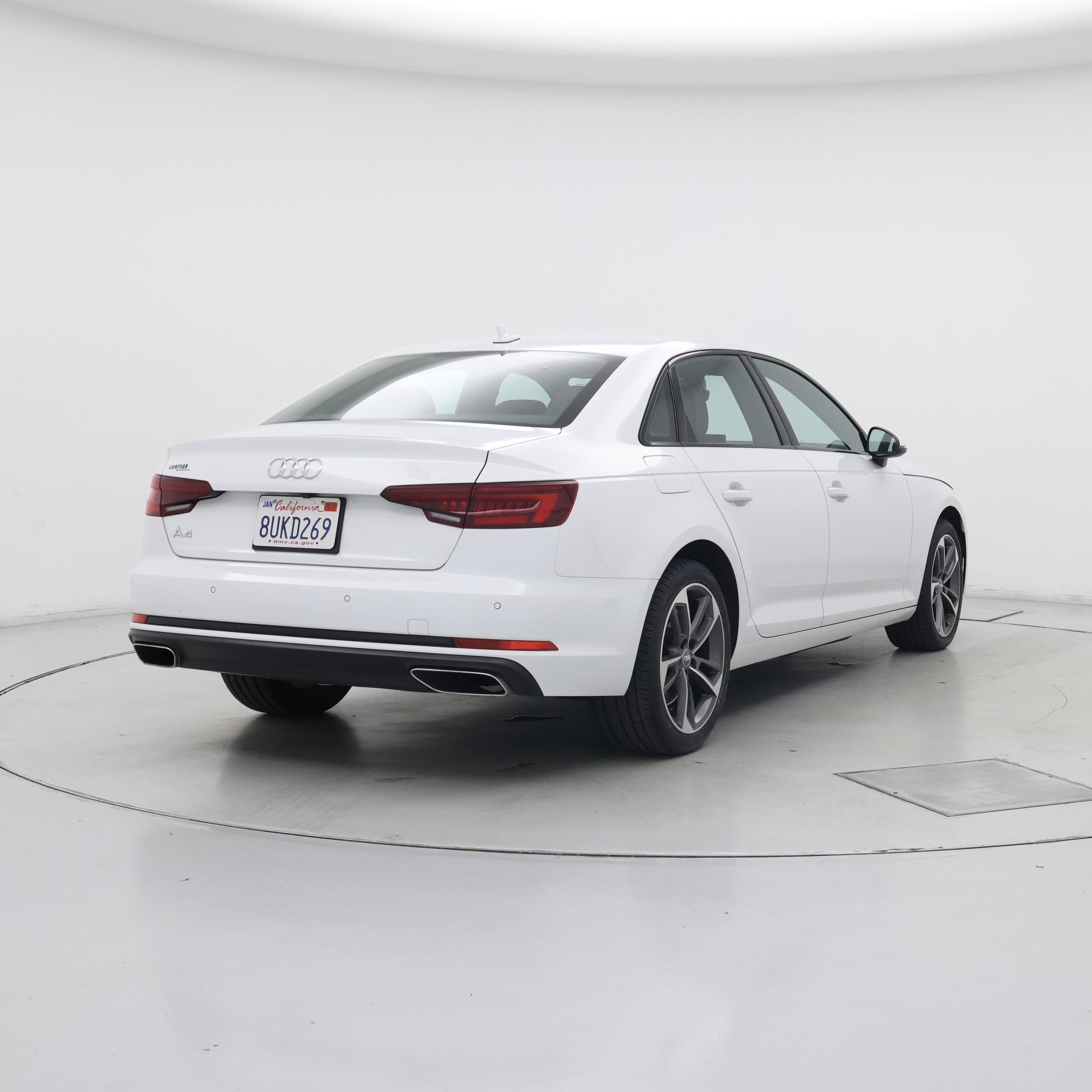 Thumbnail: 2019 Audi A4 - 8