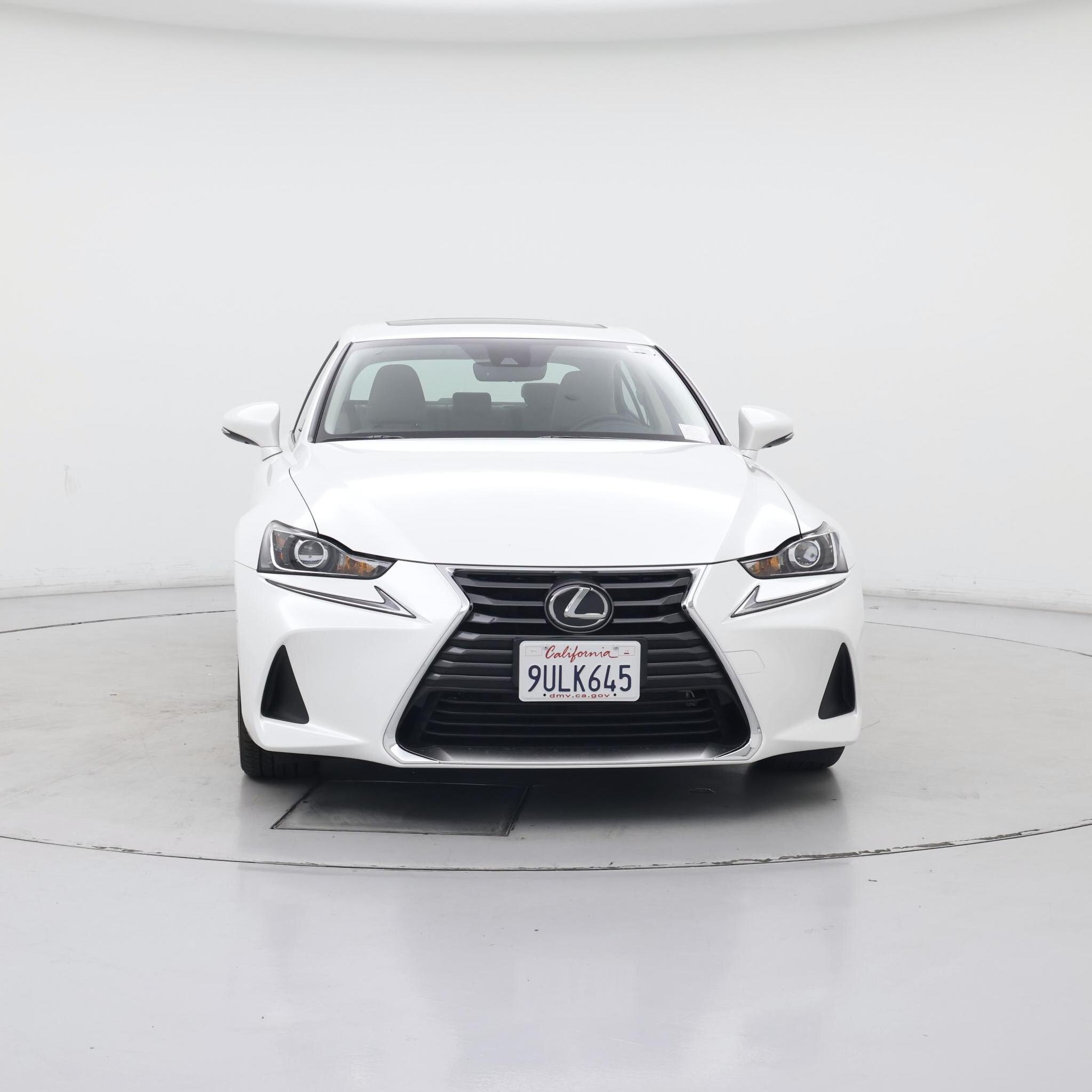 Thumbnail: 2019 Lexus IS - 5