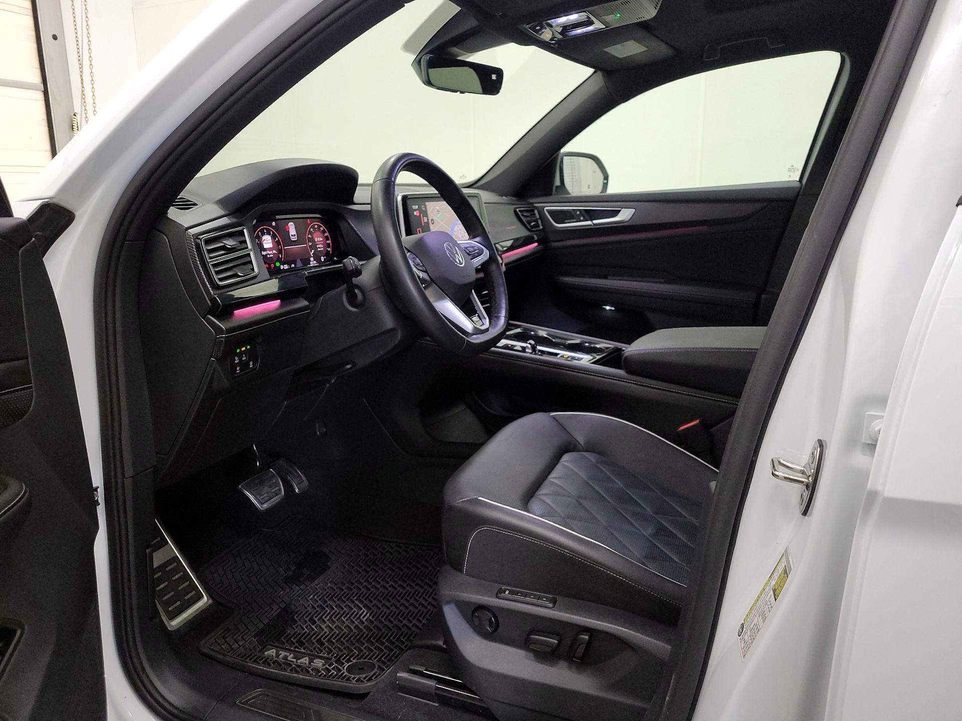 Thumbnail: 2024 Volkswagen Atlas - 11