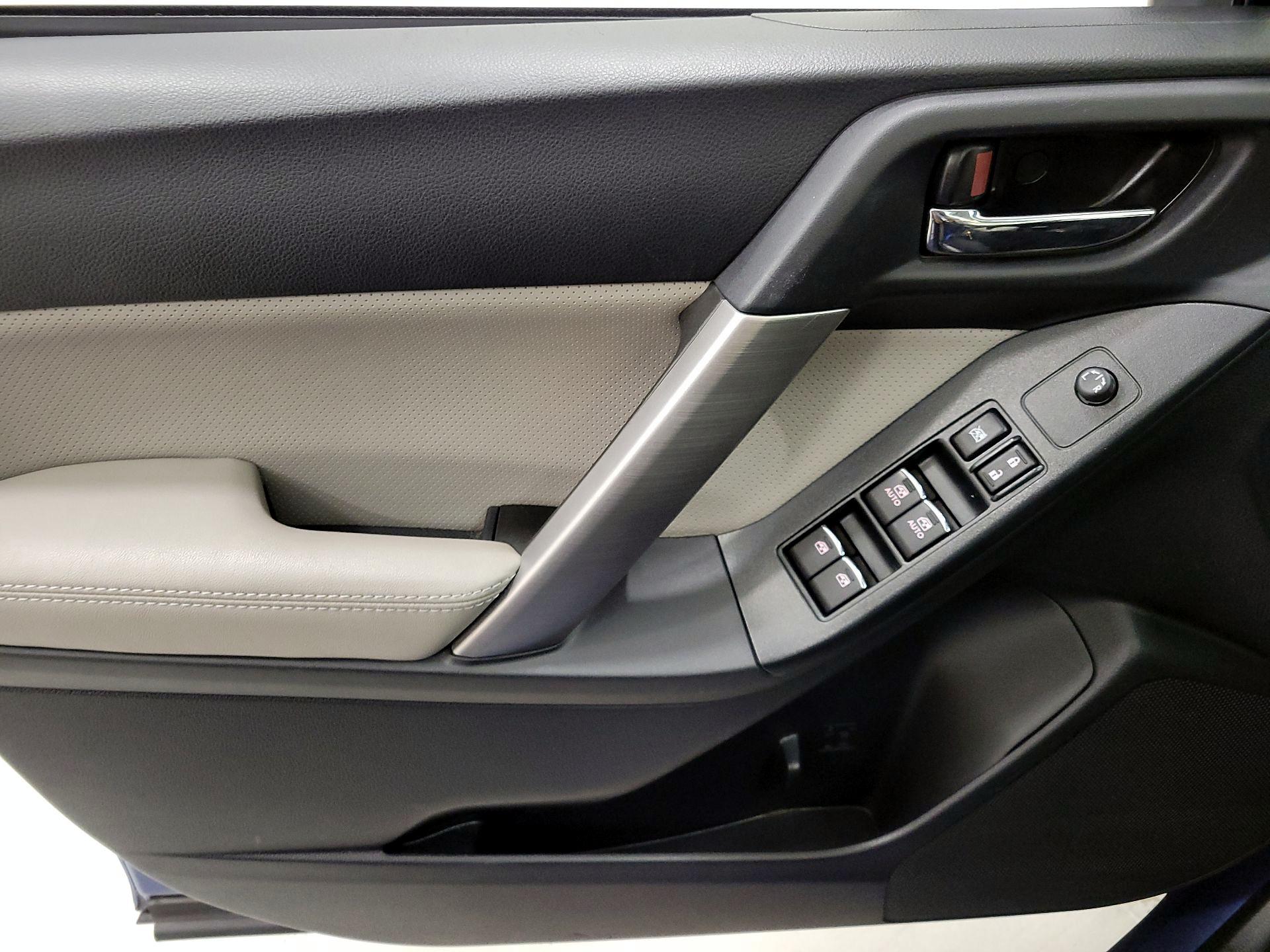 Thumbnail: 2017 Subaru Forester - 12