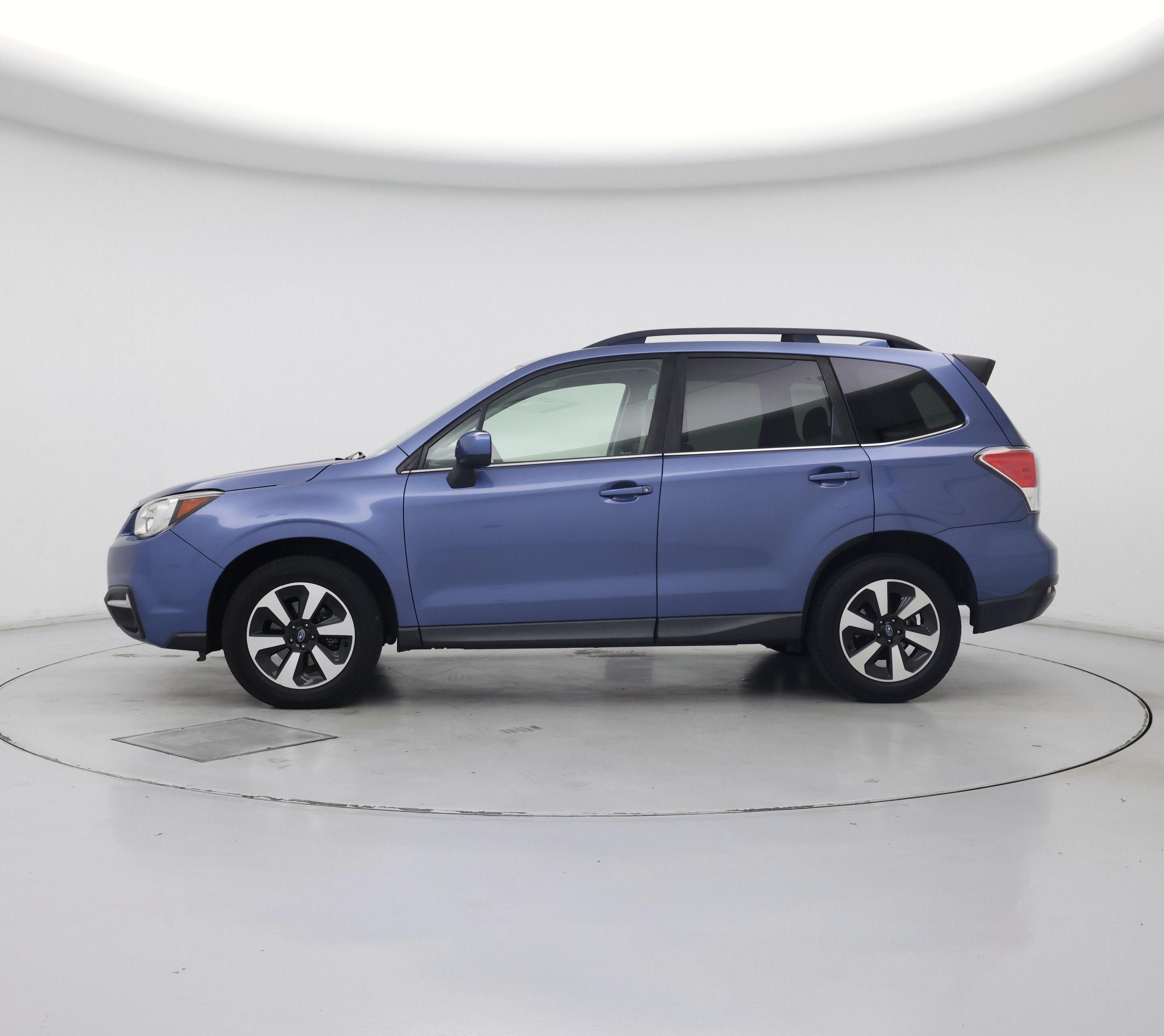 Thumbnail: 2017 Subaru Forester - 3