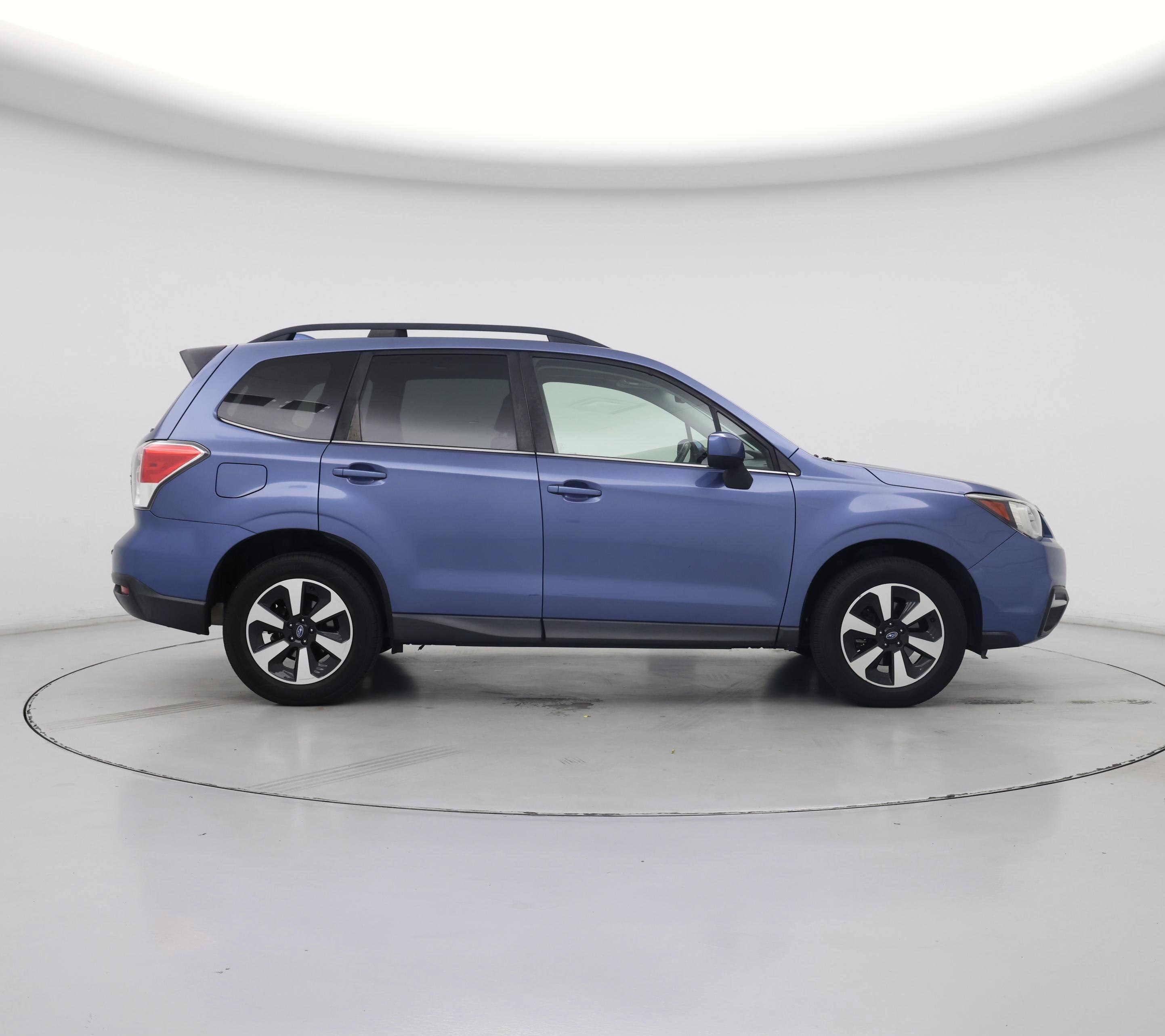 Thumbnail: 2017 Subaru Forester - 7