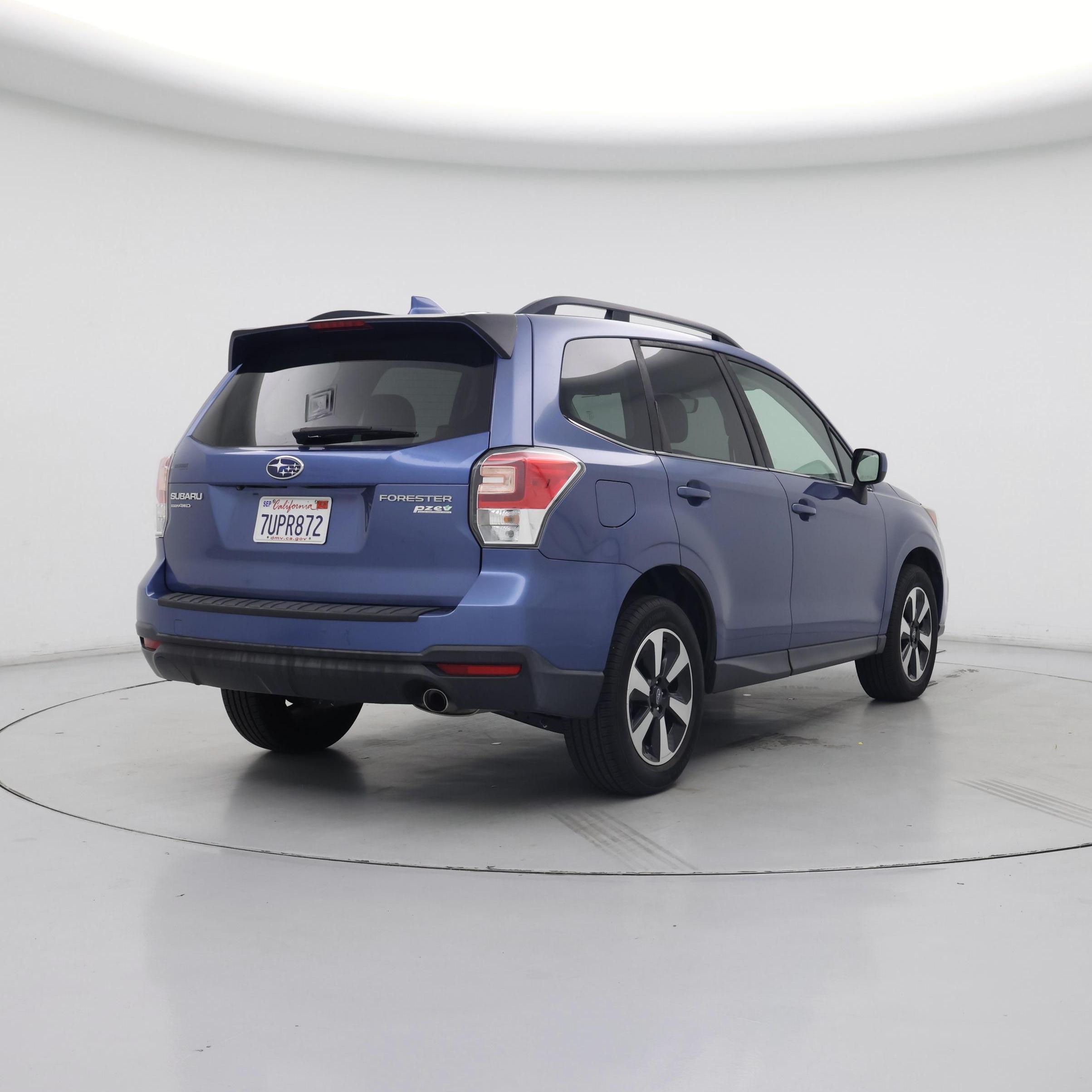 Thumbnail: 2017 Subaru Forester - 8