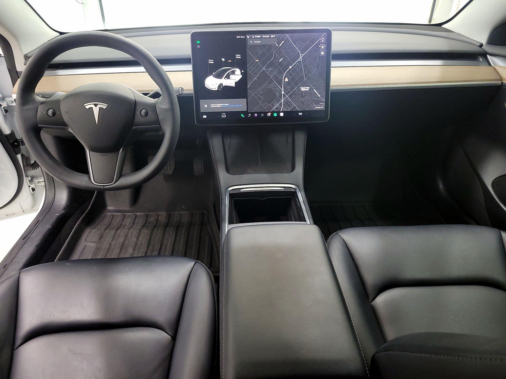 Thumbnail: 2021 Tesla Model 3 - 9