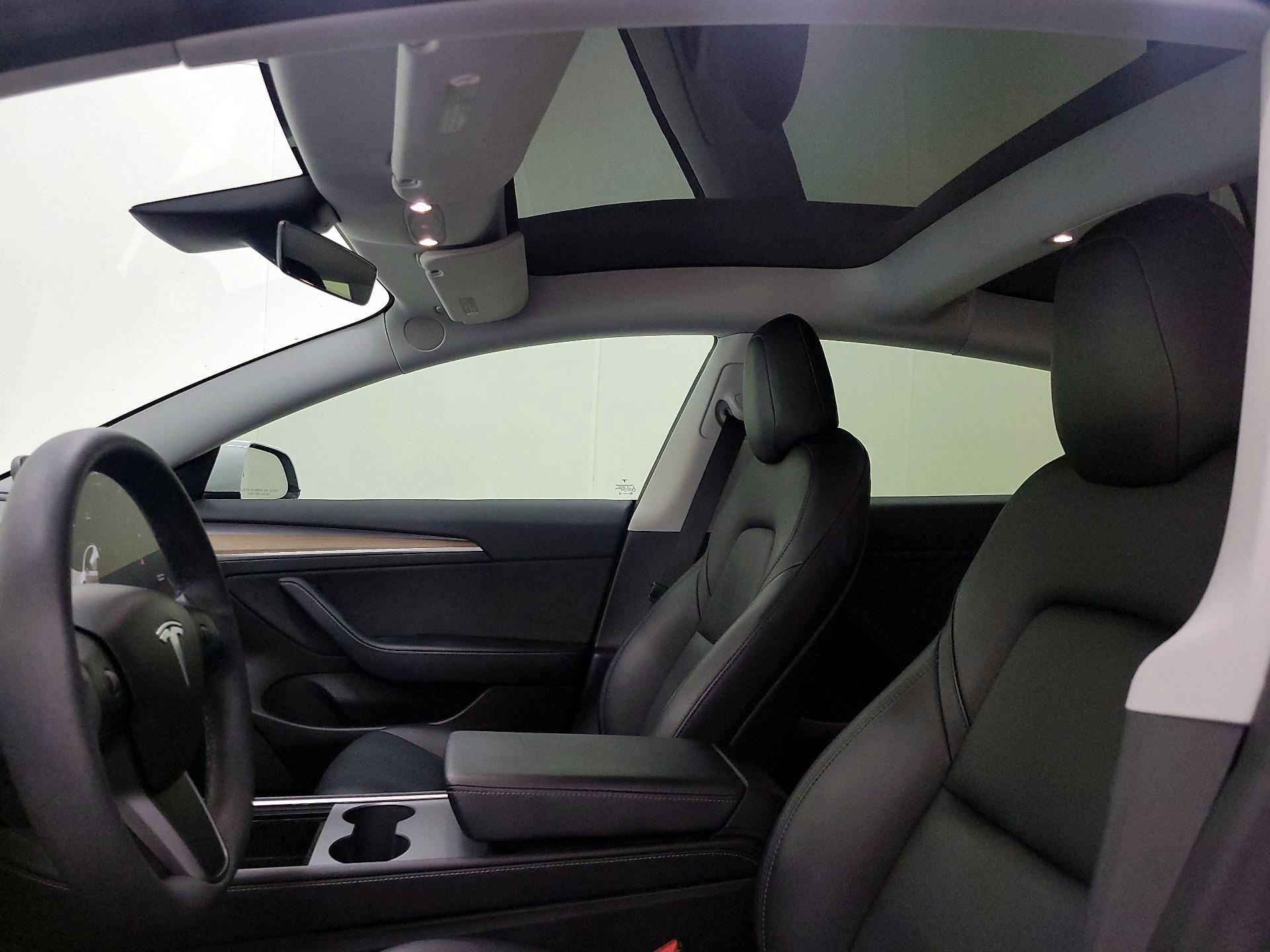 Thumbnail: 2021 Tesla Model 3 - 18