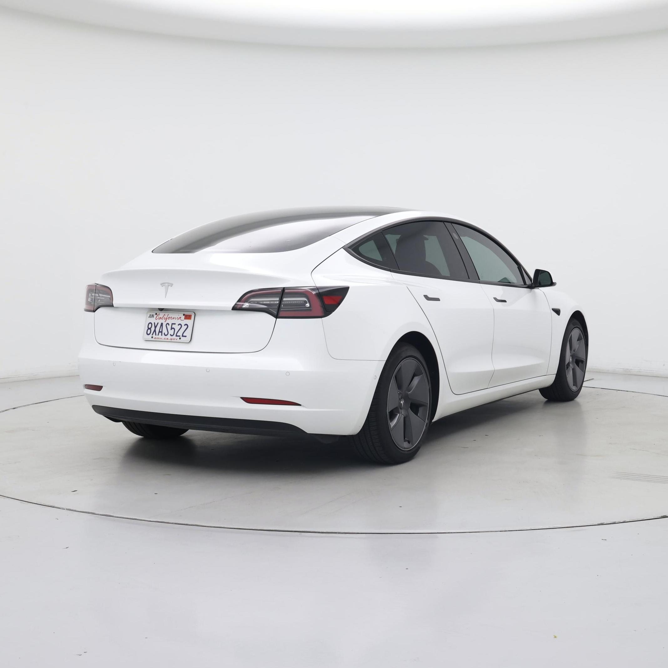 Thumbnail: 2021 Tesla Model 3 - 8