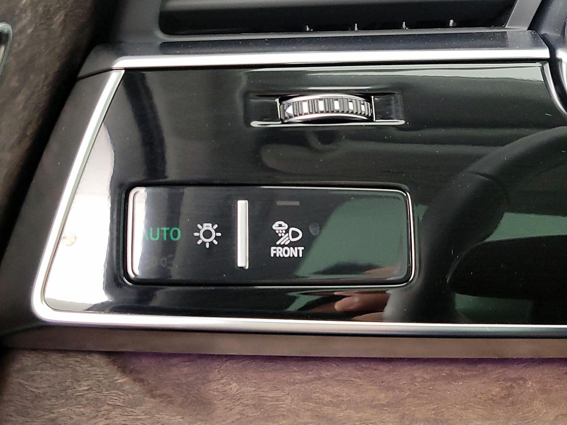 Thumbnail: 2023 Audi Q7 - 13