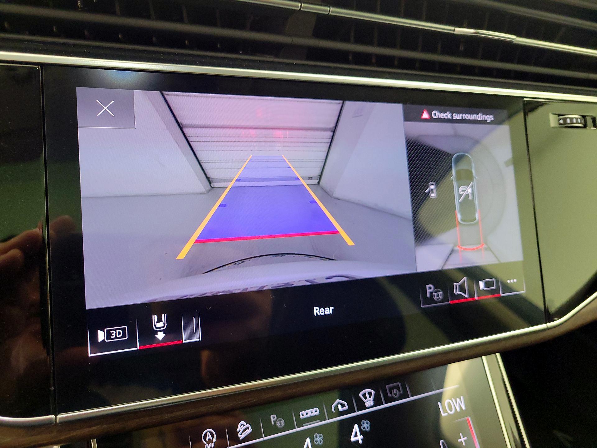 Thumbnail: 2023 Audi Q7 - 15