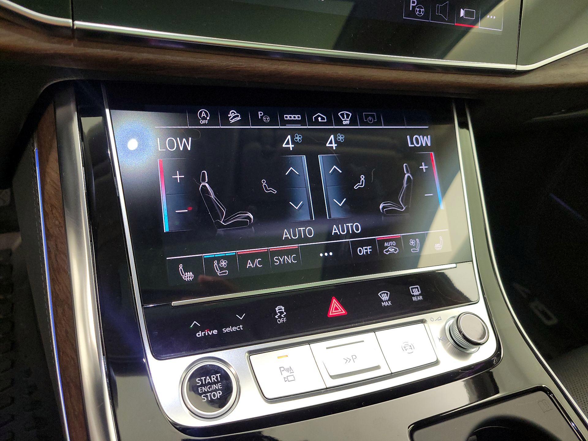 Thumbnail: 2023 Audi Q7 - 17