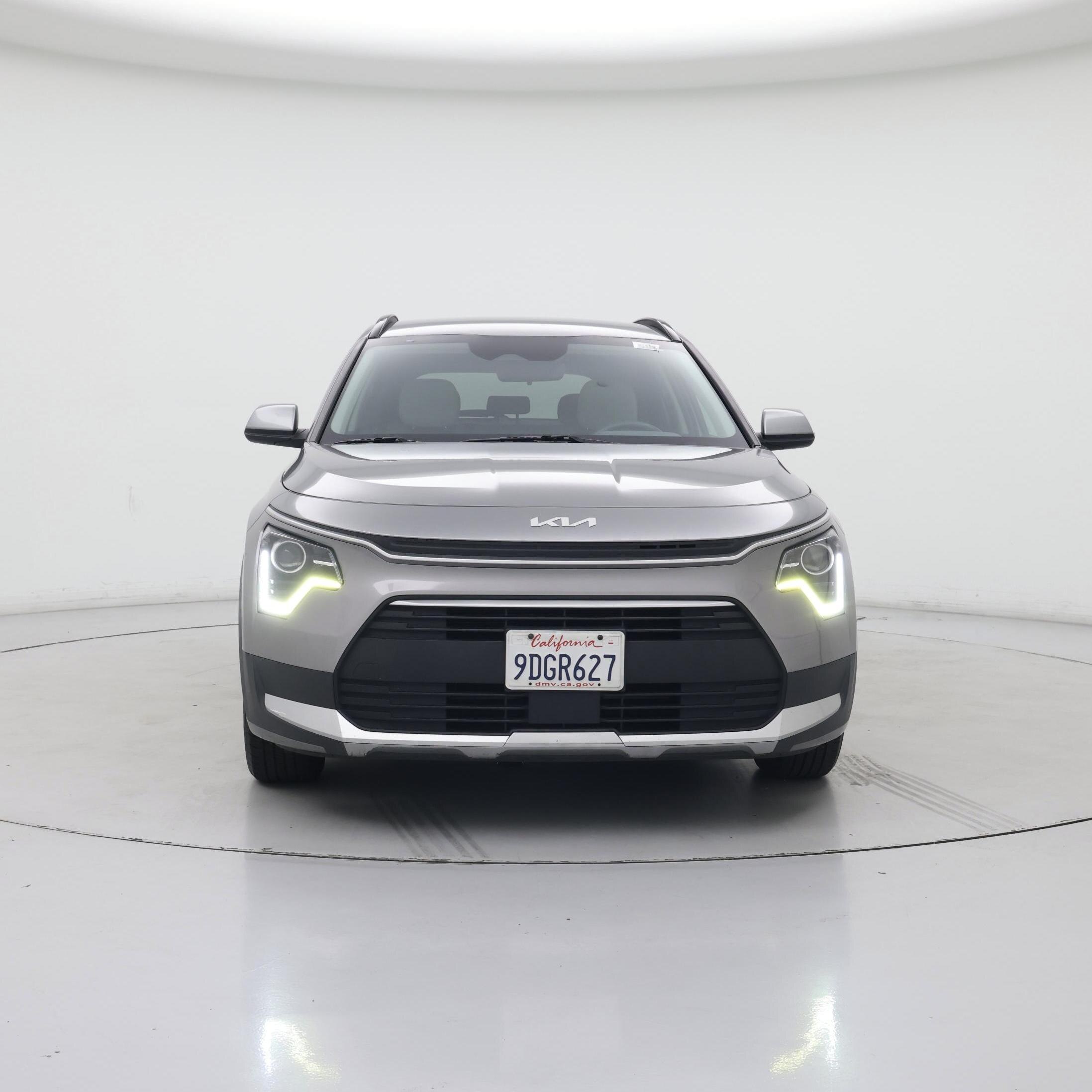 Thumbnail: 2023 Kia Niro - 5