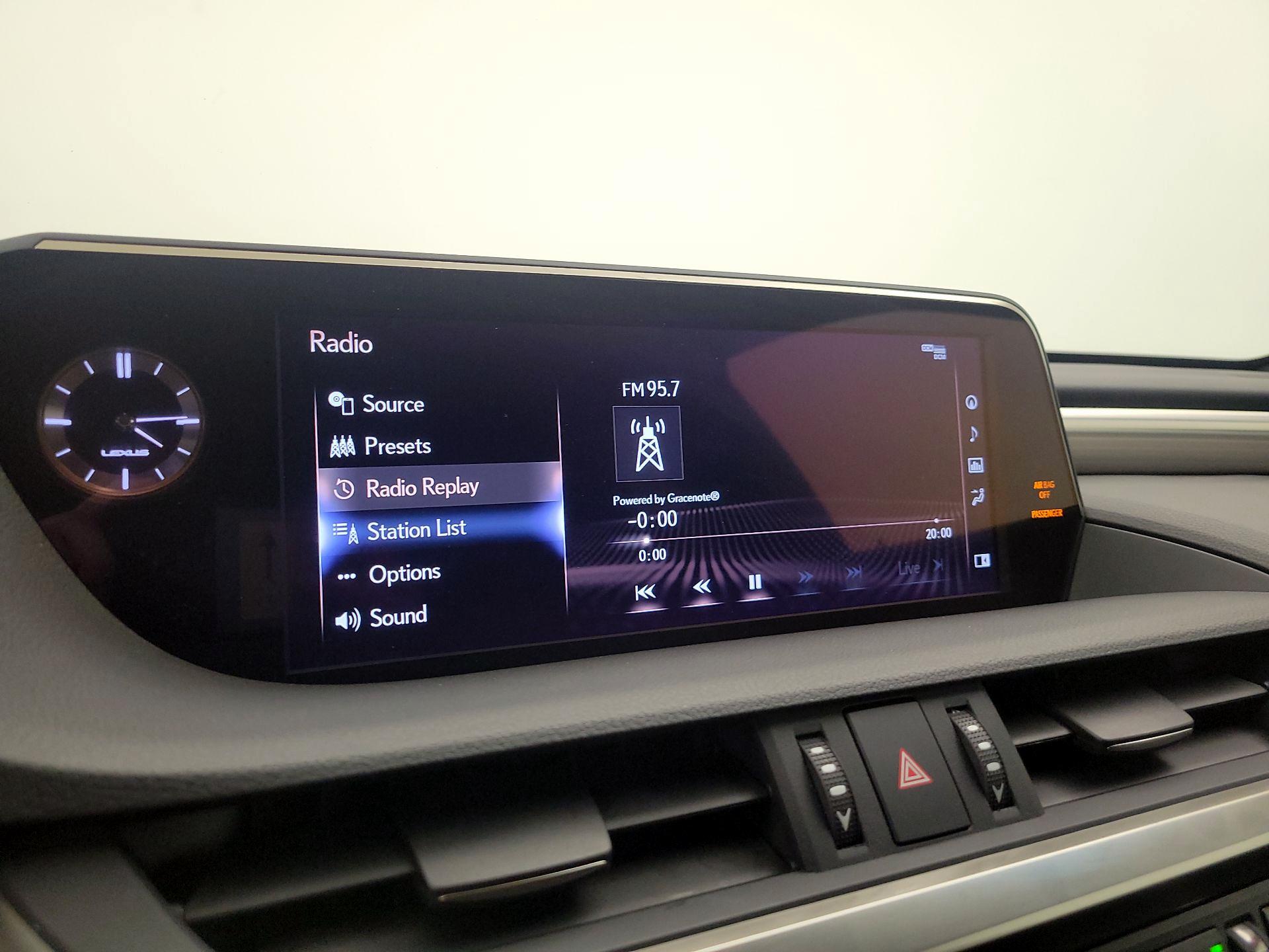 Thumbnail: 2020 Lexus ES - 16