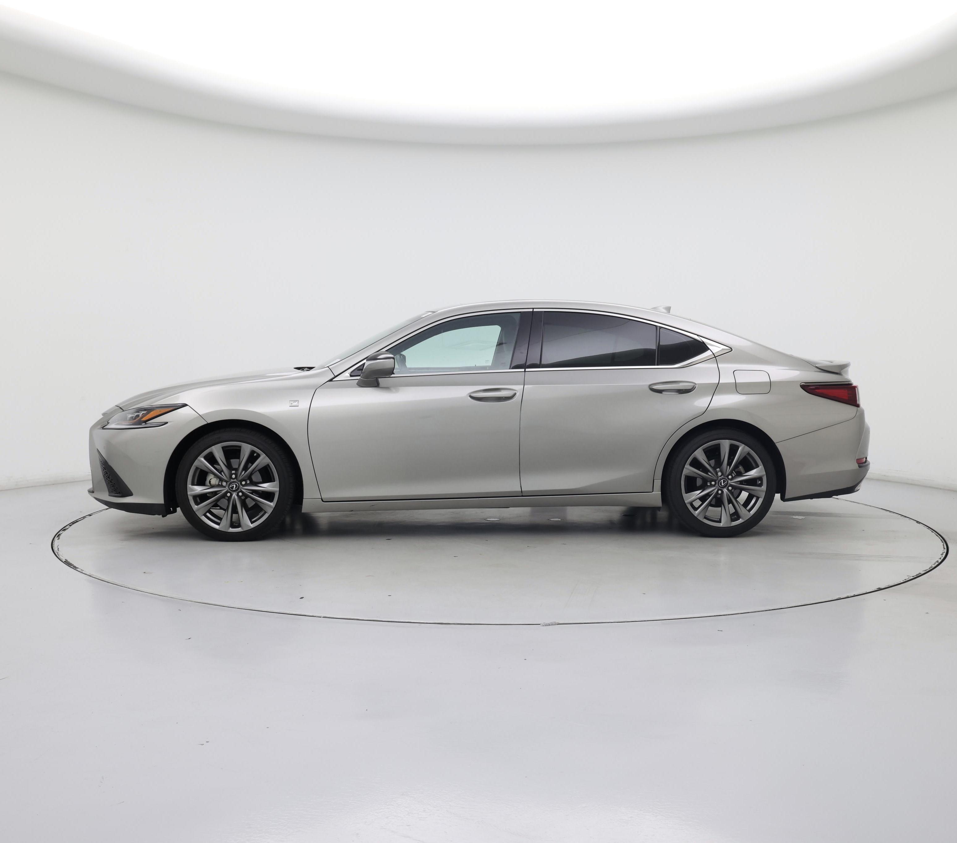 Thumbnail: 2020 Lexus ES - 3