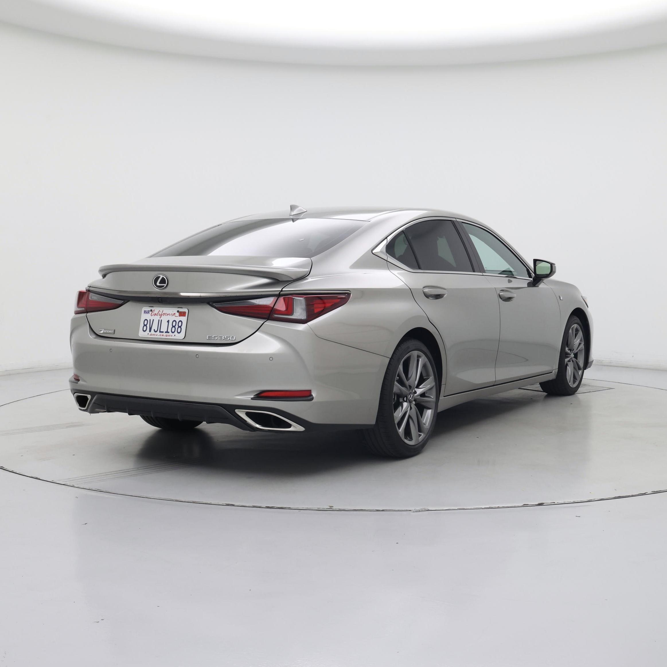 Thumbnail: 2020 Lexus ES - 8