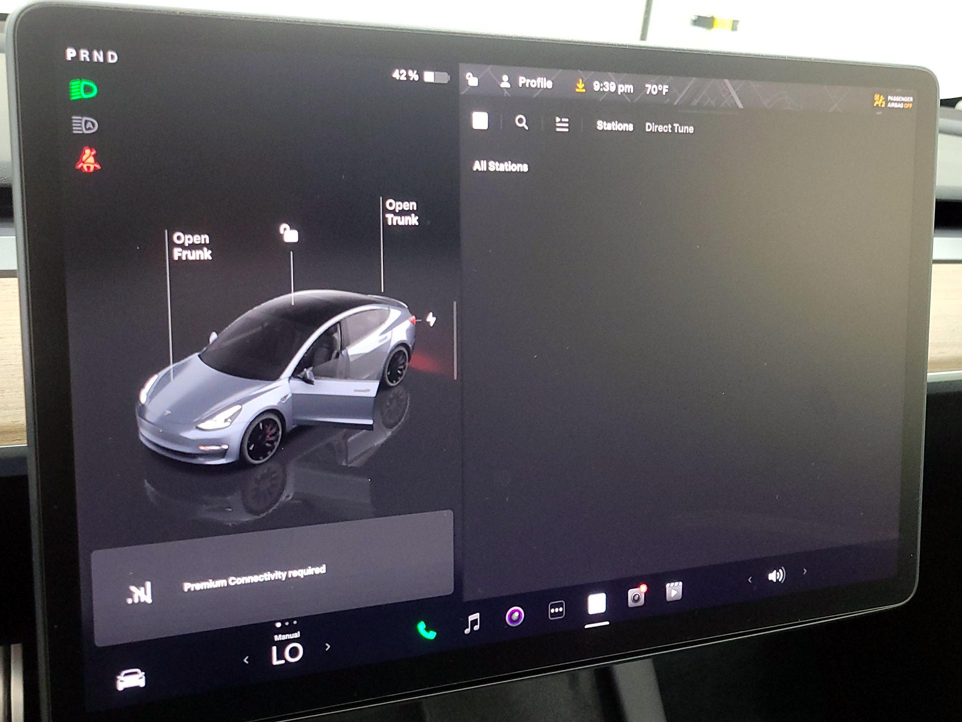 Thumbnail: 2023 Tesla Model 3 - 15