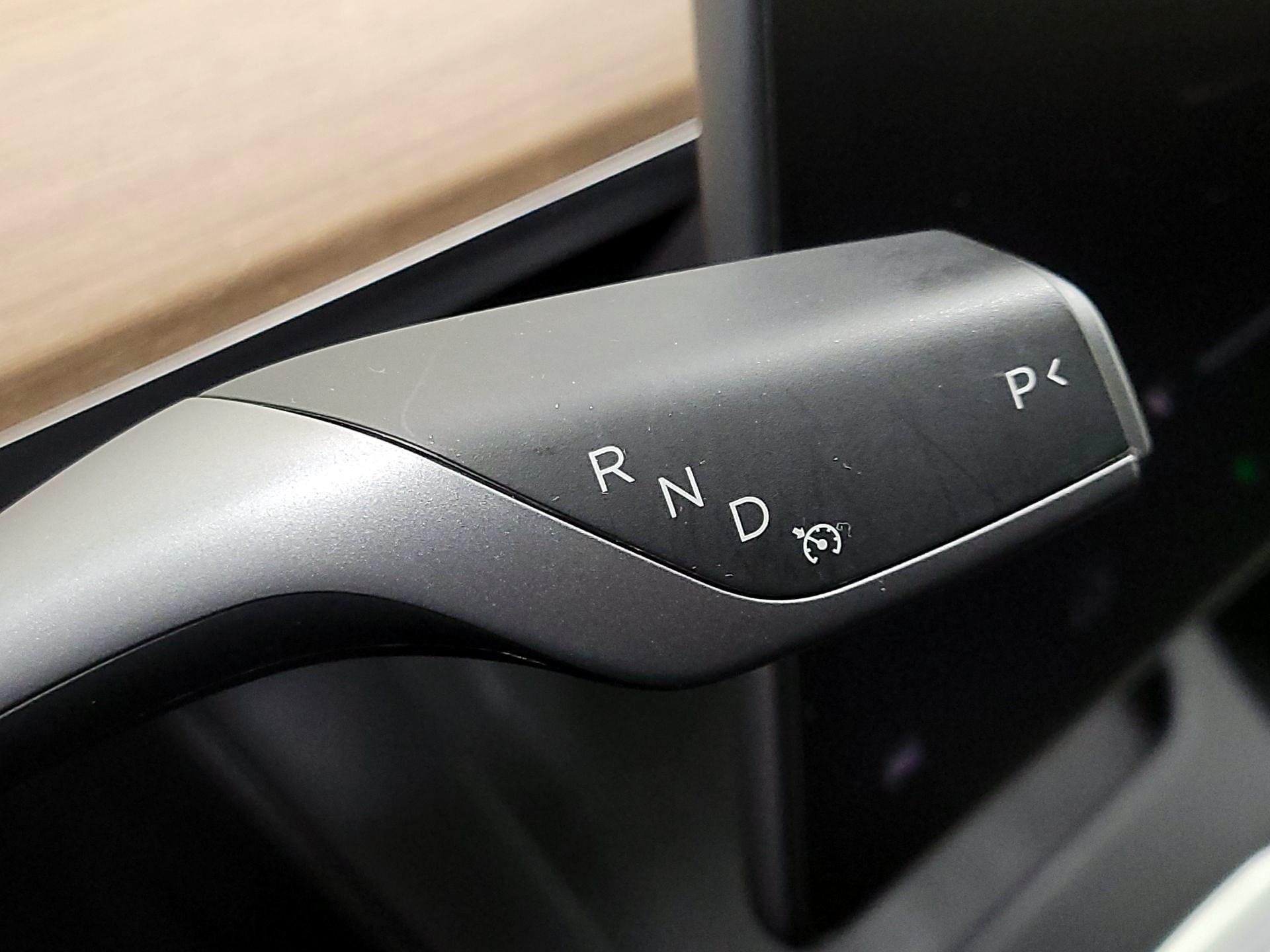 Thumbnail: 2023 Tesla Model 3 - 17