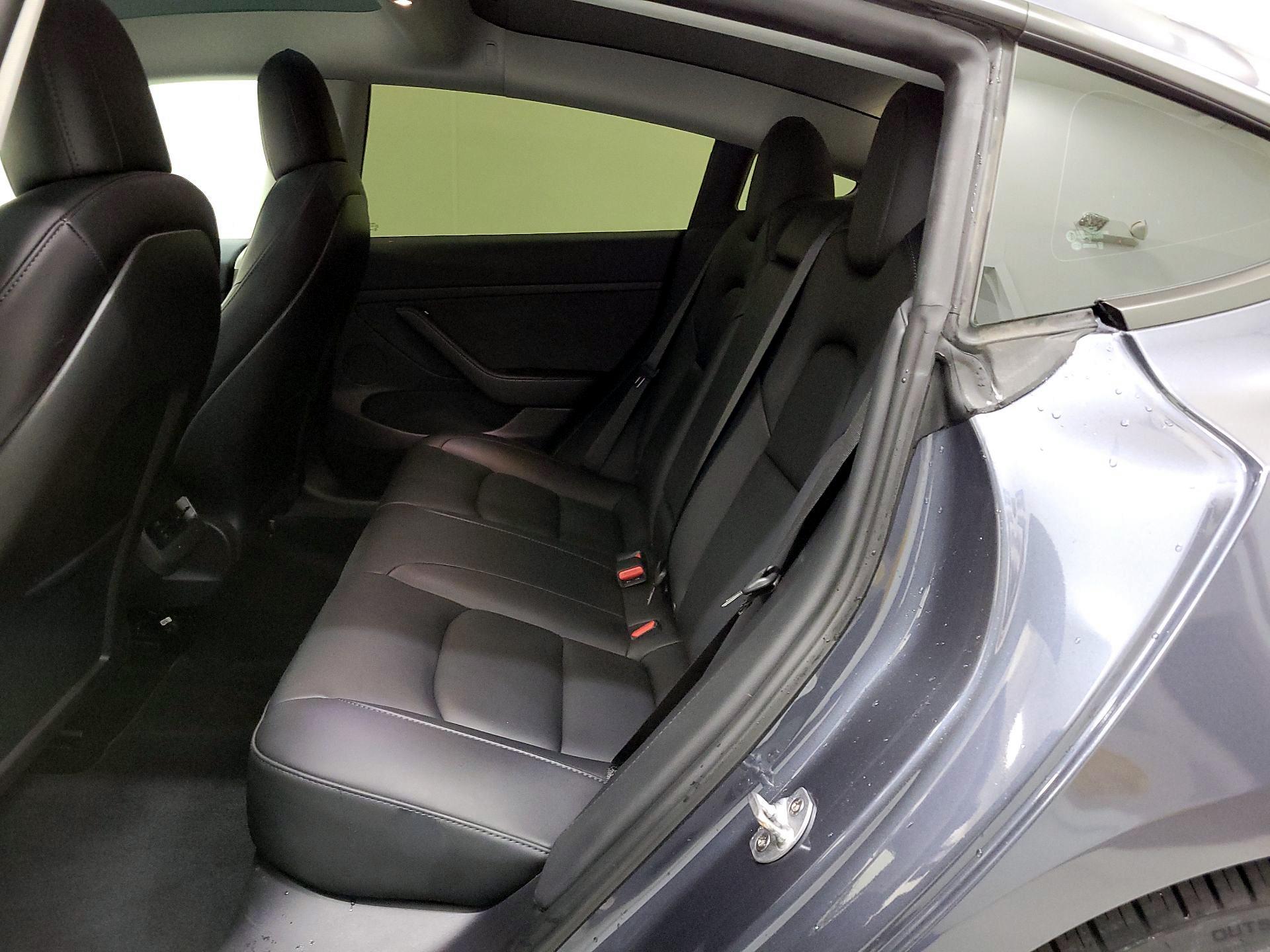 Thumbnail: 2023 Tesla Model 3 - 20