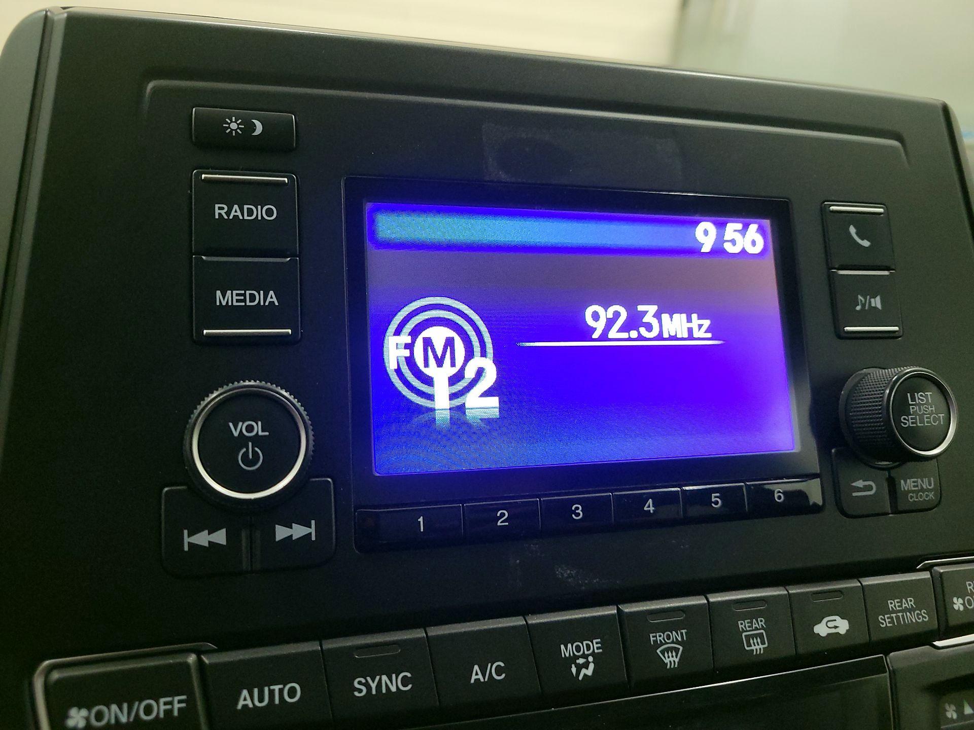 Thumbnail: 2019 Honda Odyssey - 15