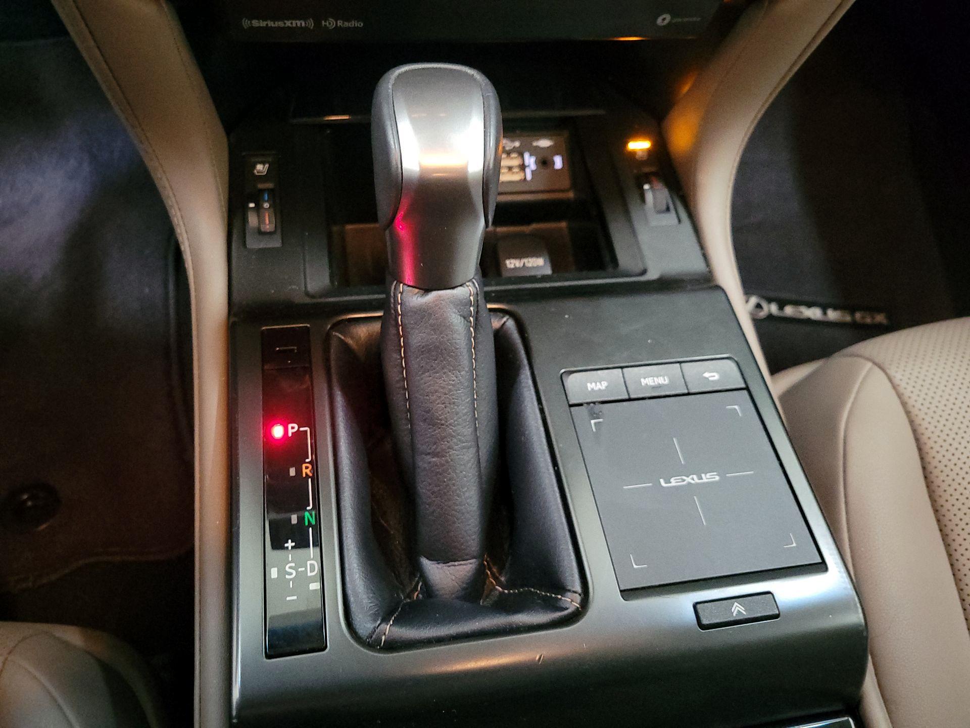 Thumbnail: 2023 Lexus GX - 18