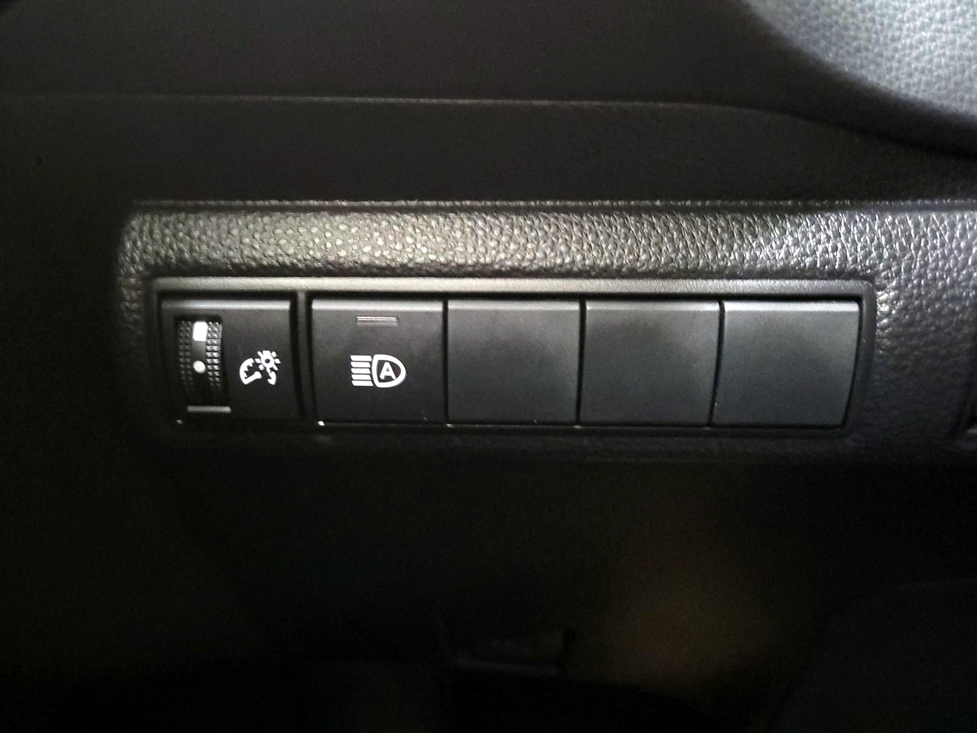 Thumbnail: 2022 Toyota Corolla - 13