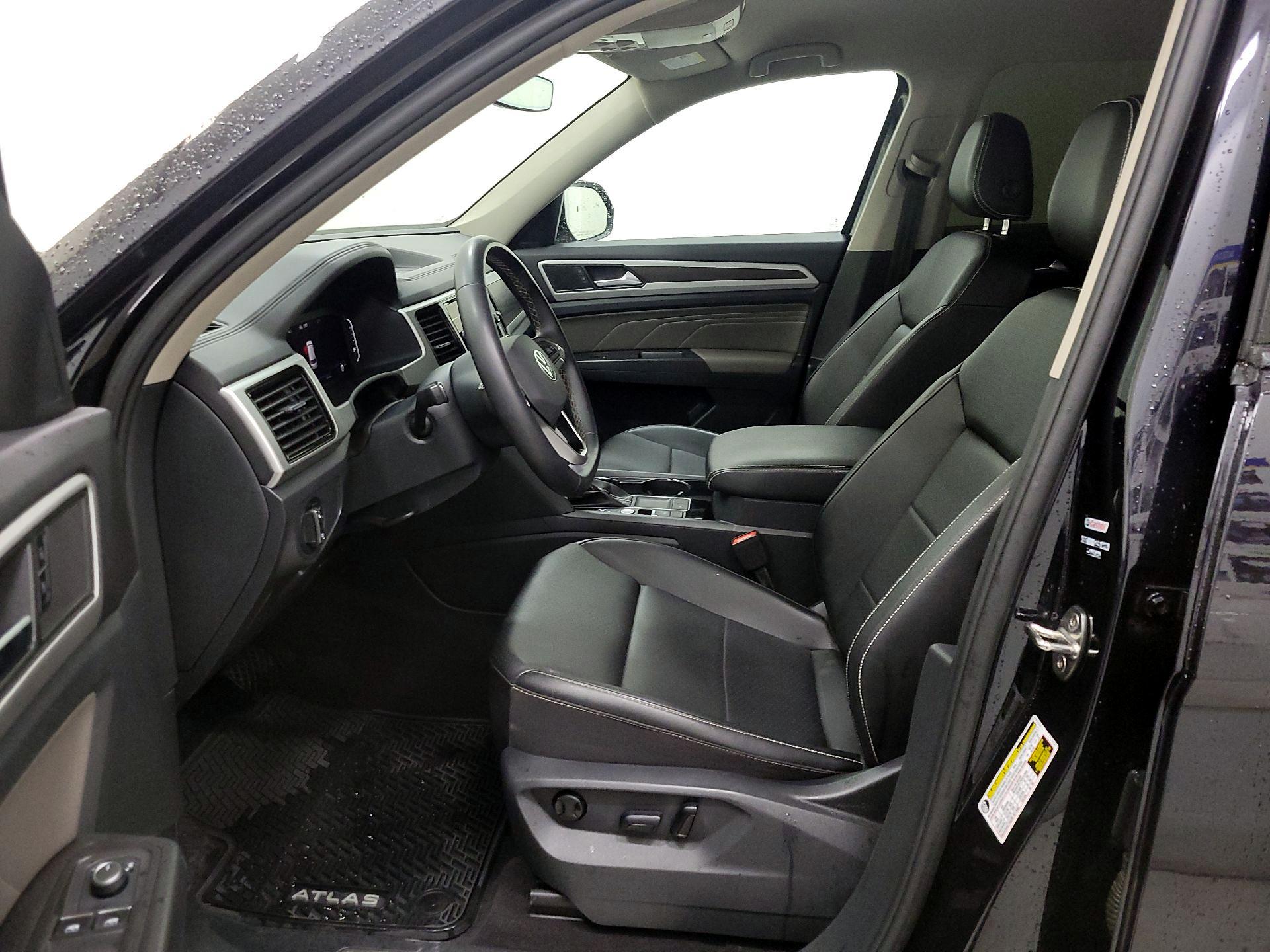 Thumbnail: 2023 Volkswagen Atlas - 11