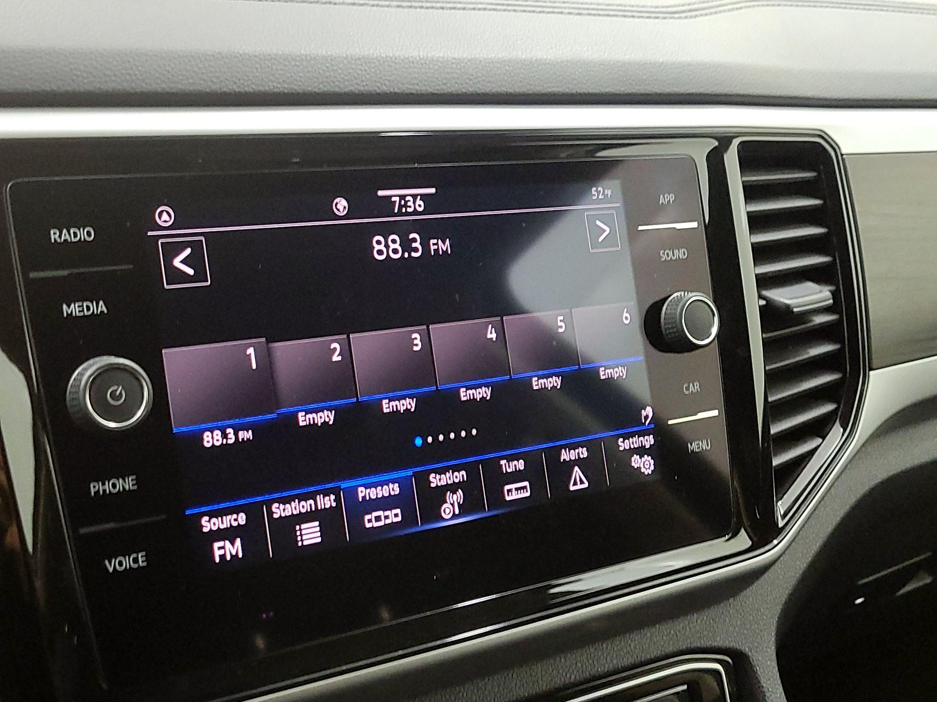 Thumbnail: 2023 Volkswagen Atlas - 15