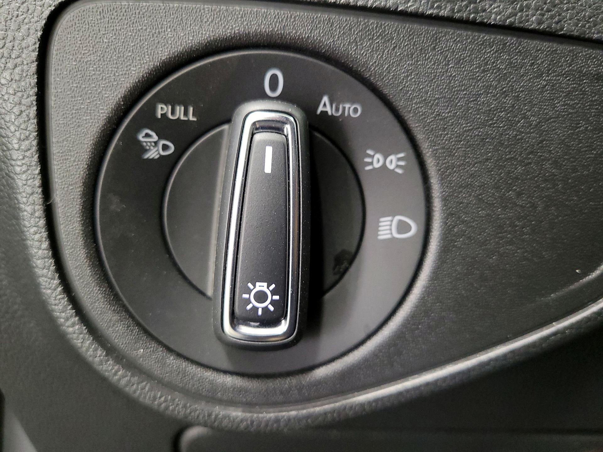 Thumbnail: 2020 Volkswagen Atlas - 13