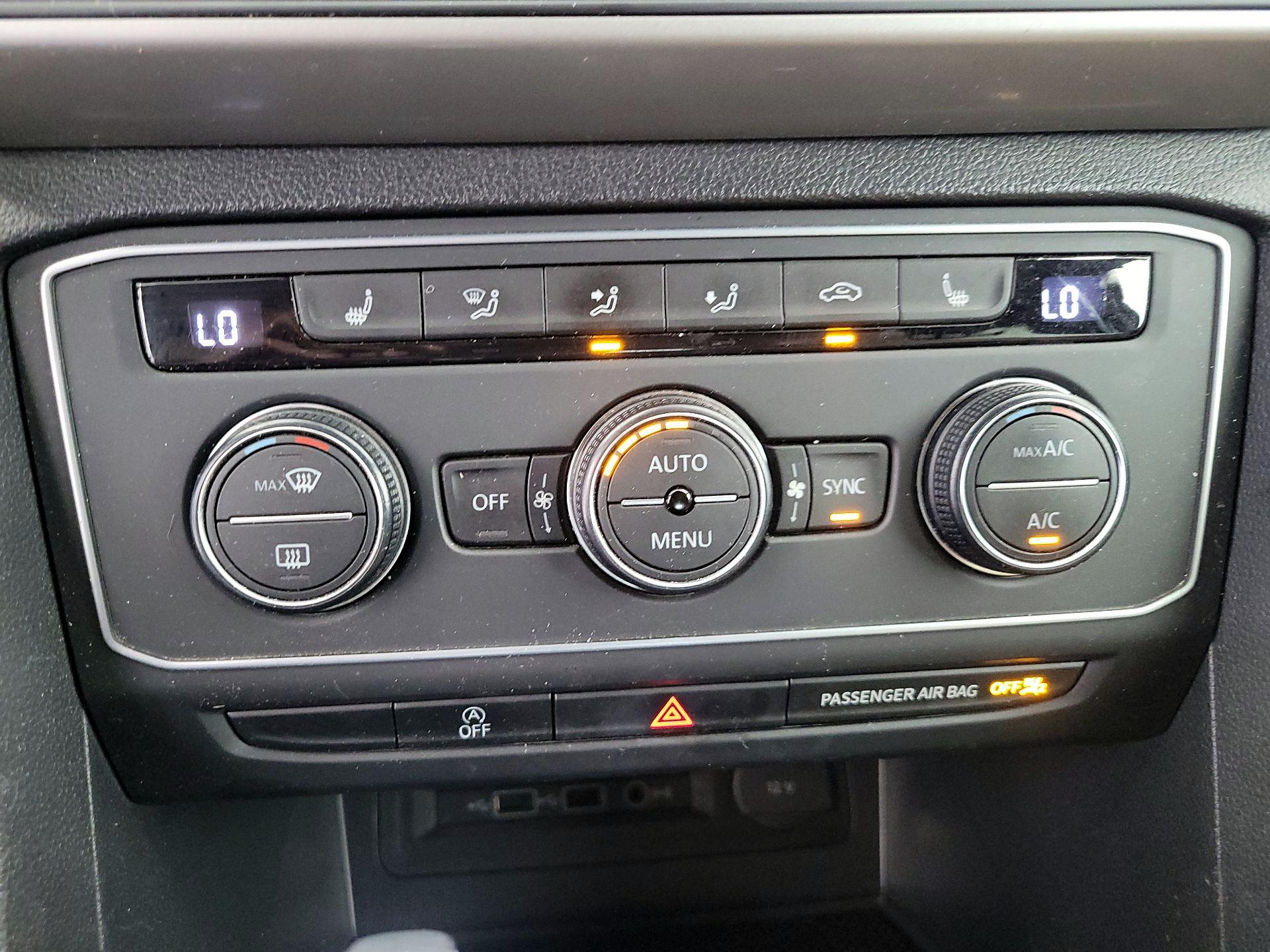 Thumbnail: 2020 Volkswagen Atlas - 16