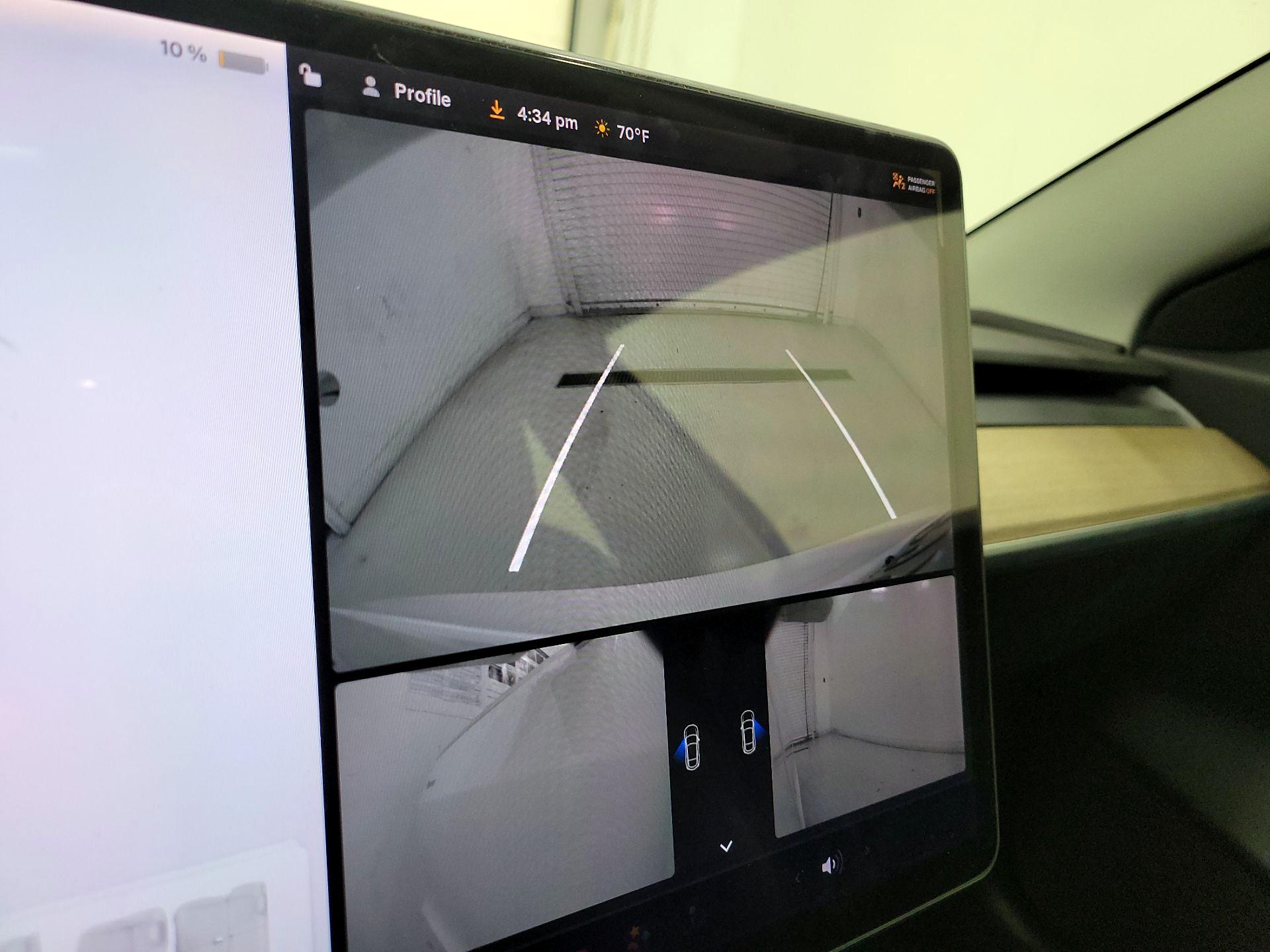 Thumbnail: 2020 Tesla Model 3 - 14