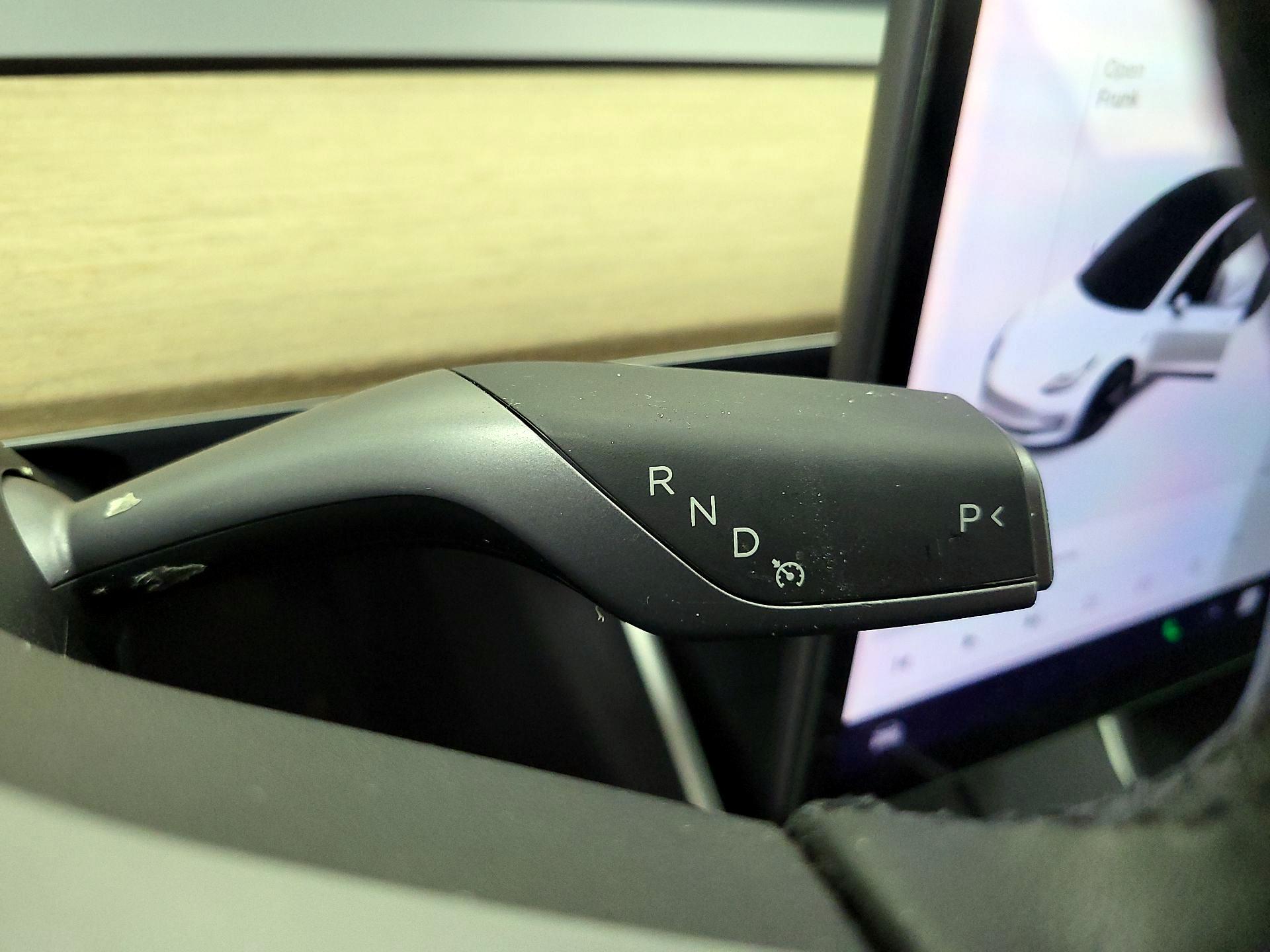 Thumbnail: 2020 Tesla Model 3 - 17