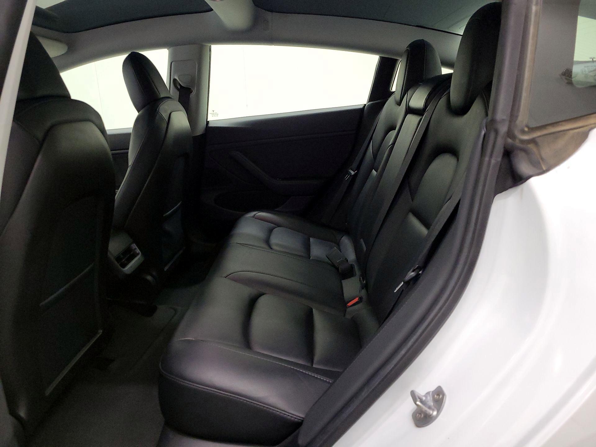 Thumbnail: 2020 Tesla Model 3 - 19