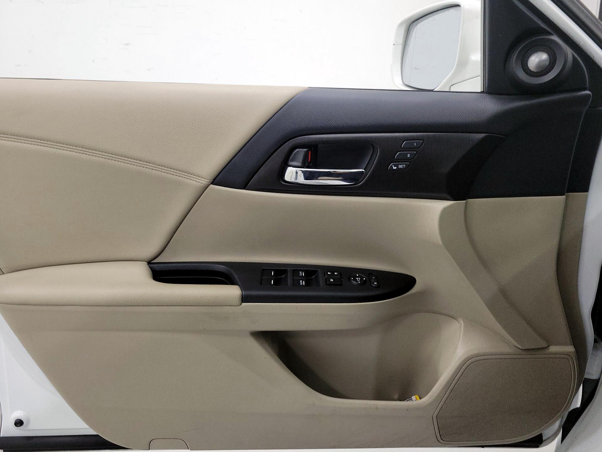 Thumbnail: 2014 Honda Accord - 12