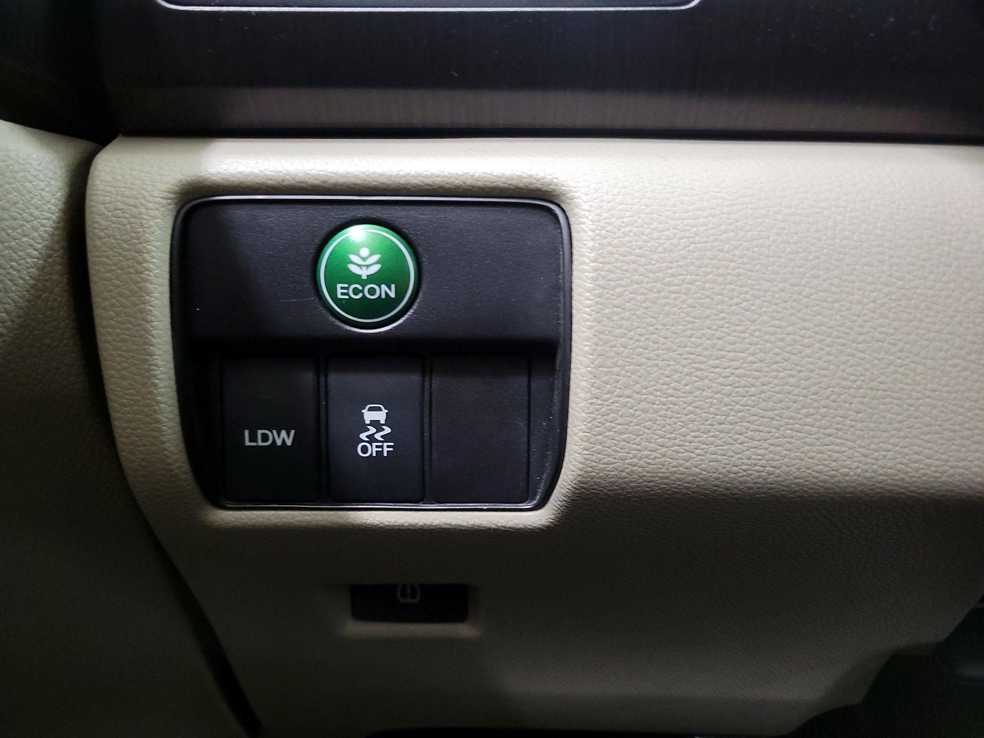 Thumbnail: 2014 Honda Accord - 13